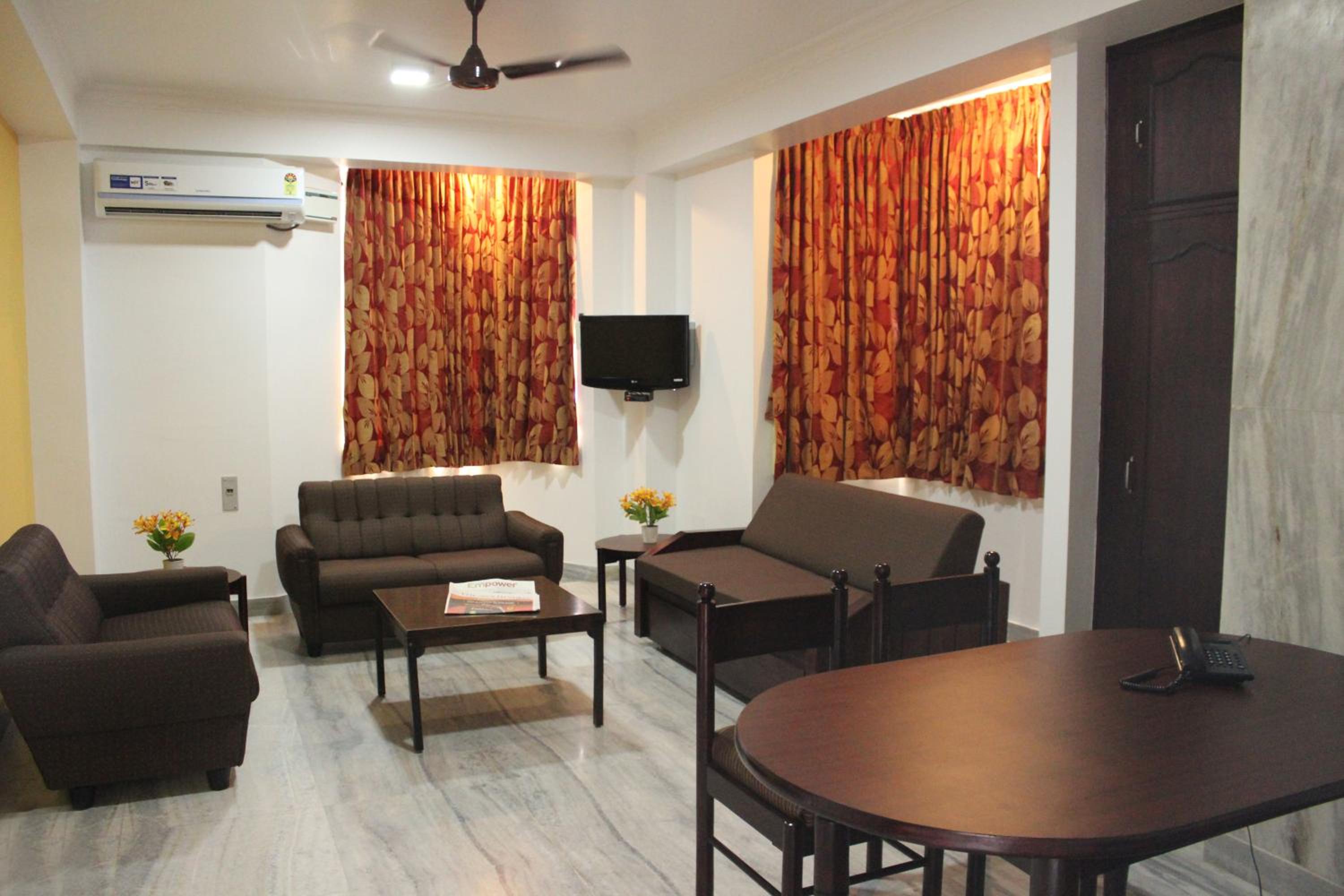 Executive Suite photo 2