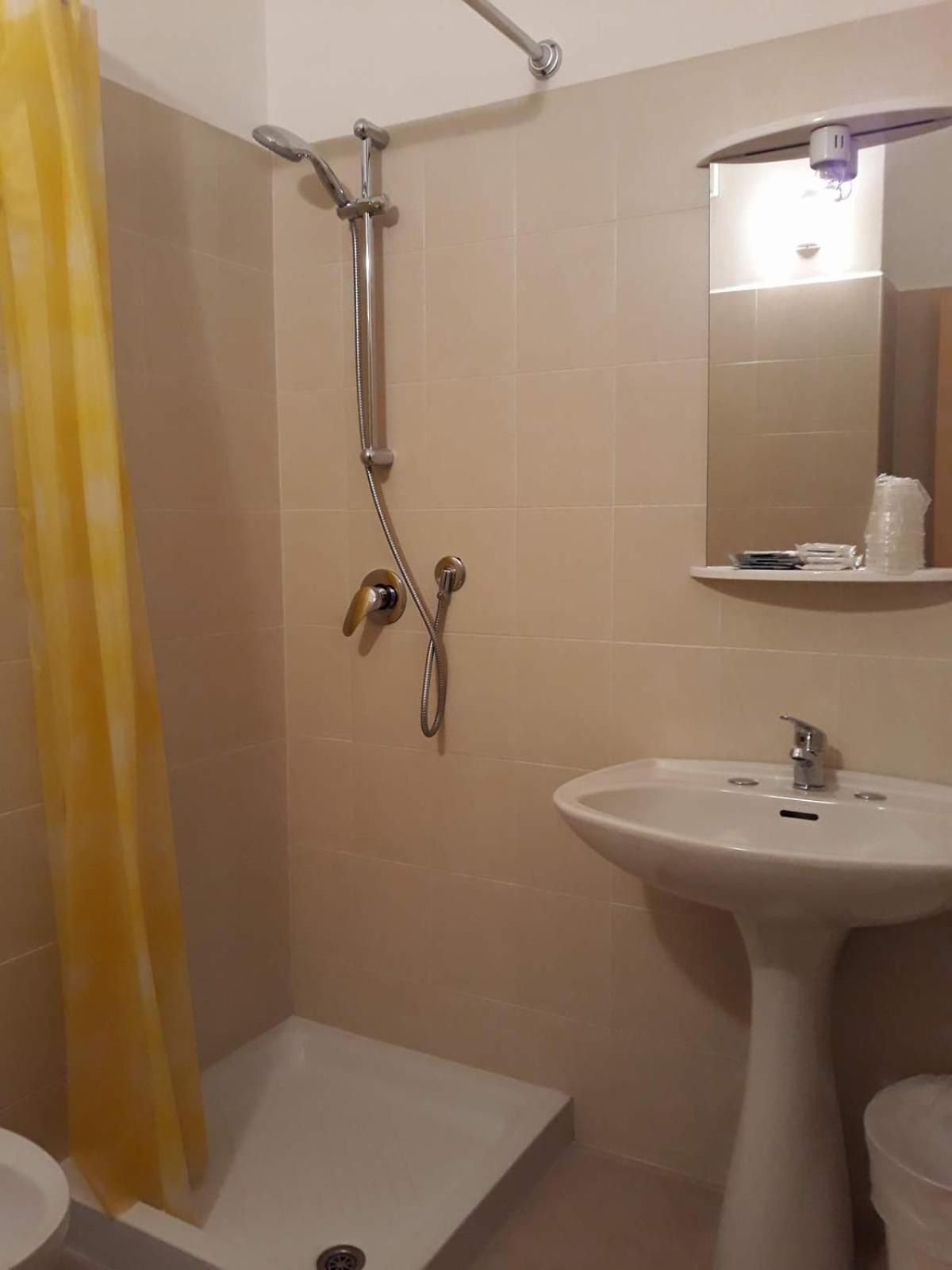 Double Room with Balcony photo 2
