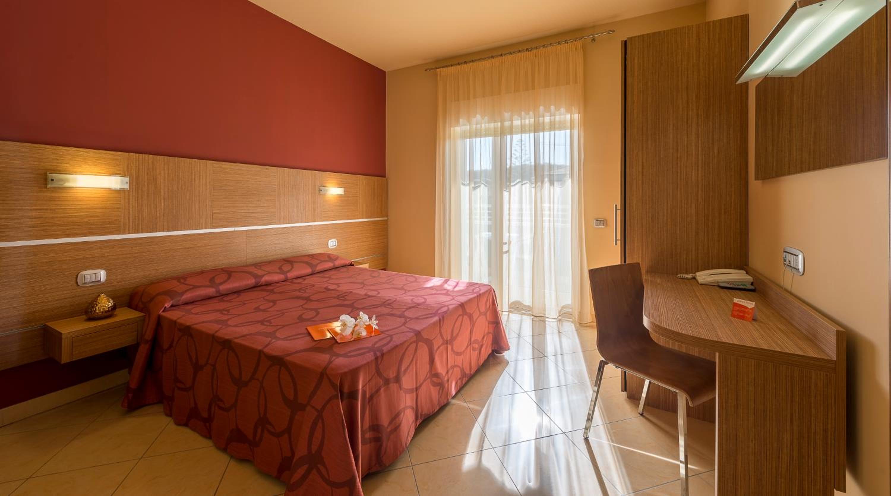 Triple Room - Photo 7