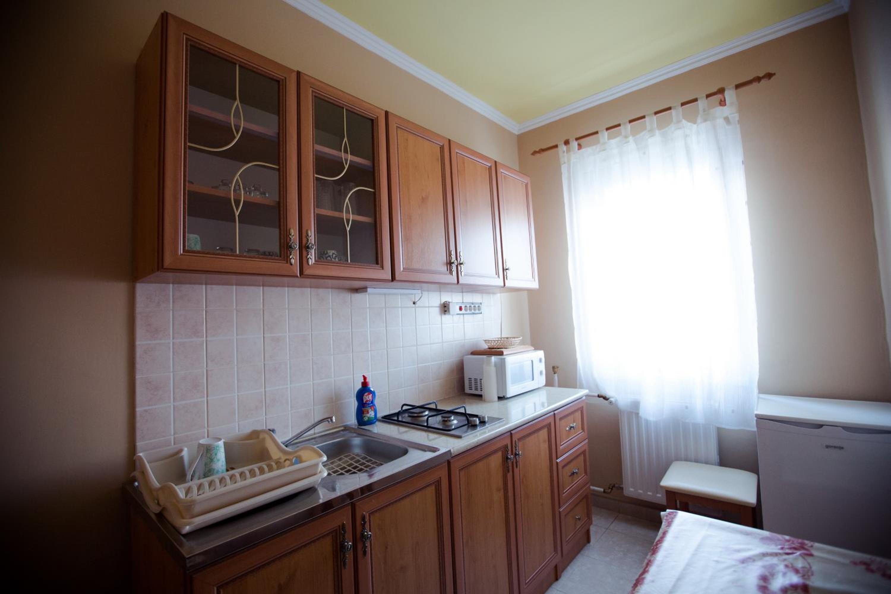 Double or Twin Room with Shared Bathroom photo 1