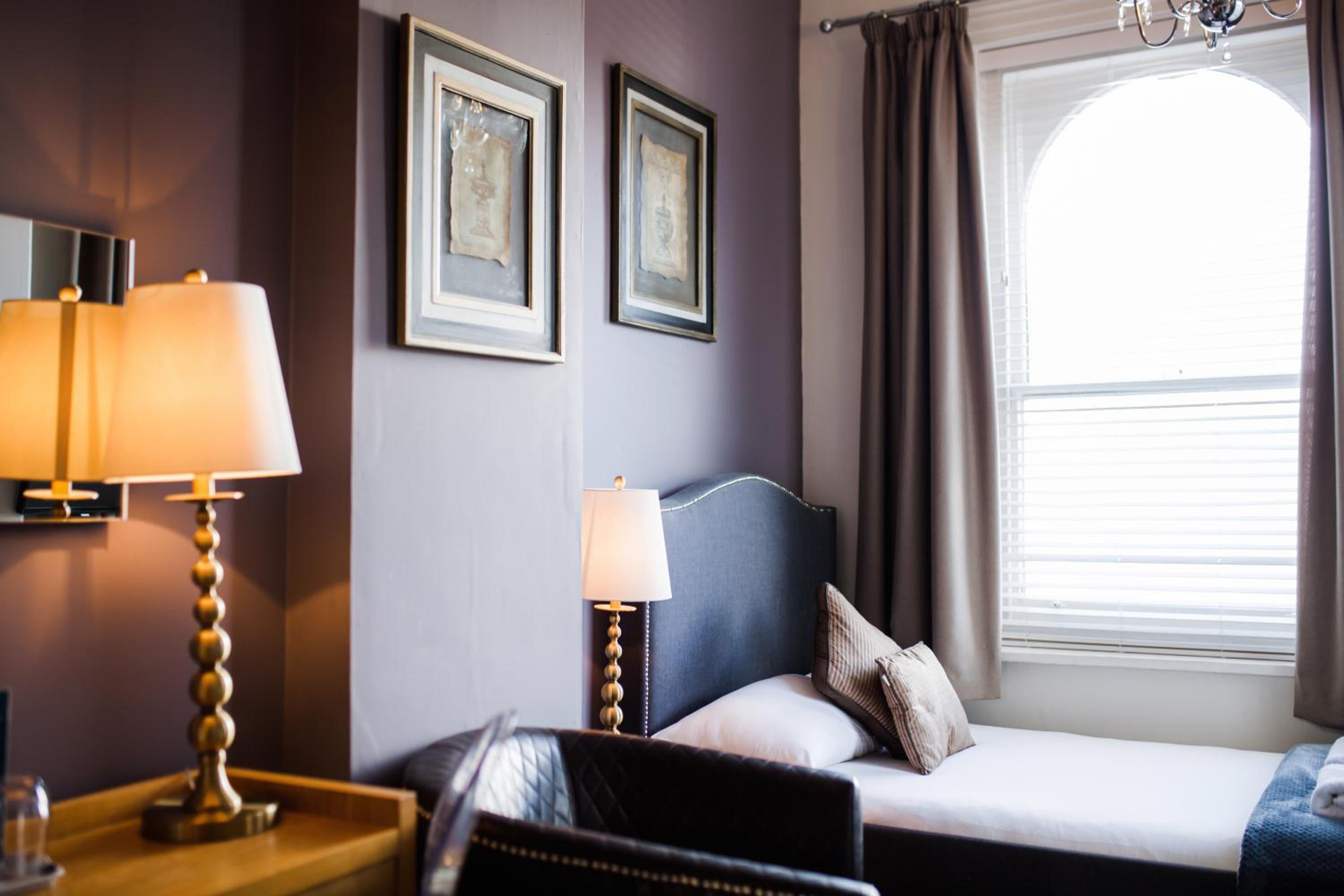 Small Double Room photo 2