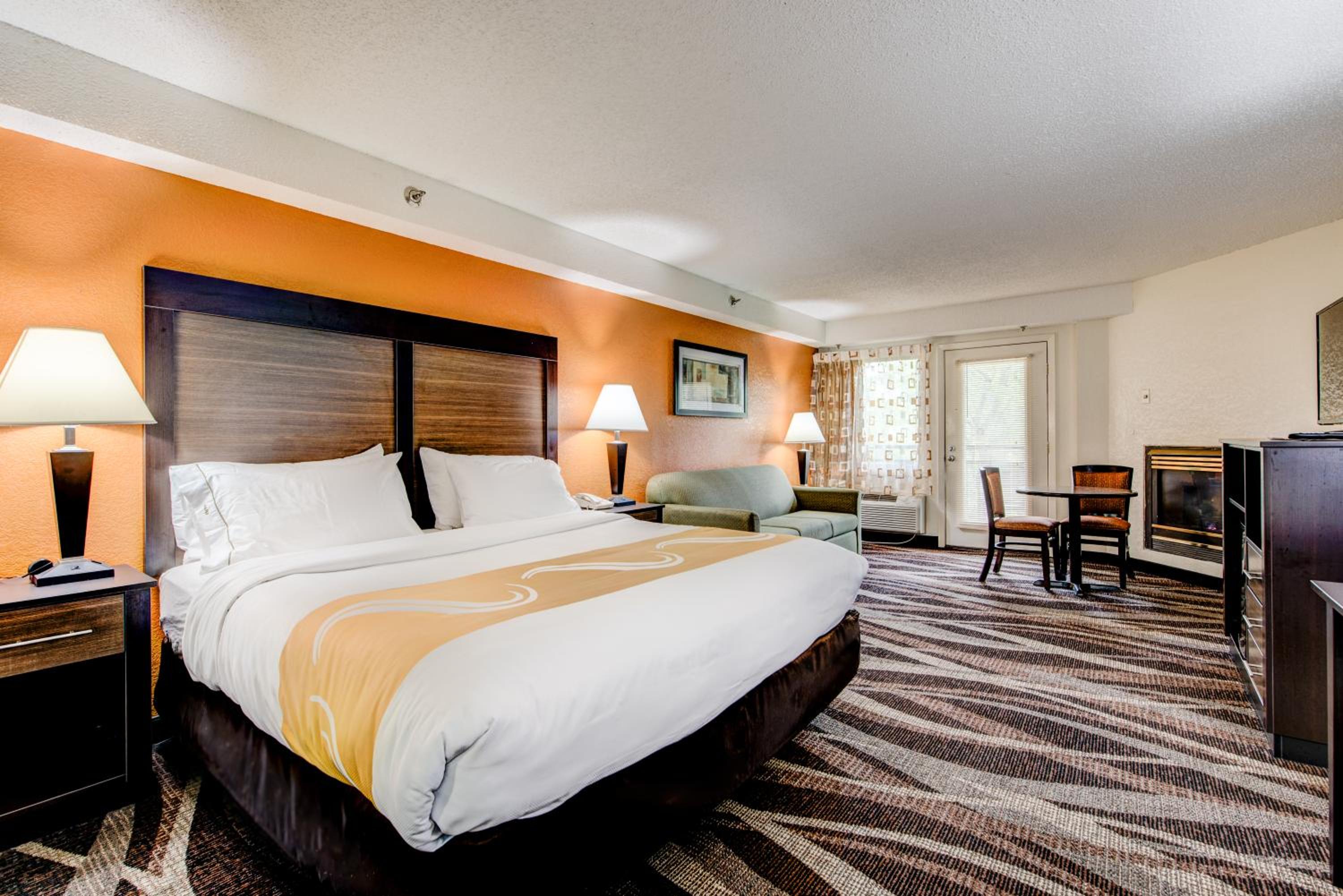 King Room with Mountain View - Photo 5