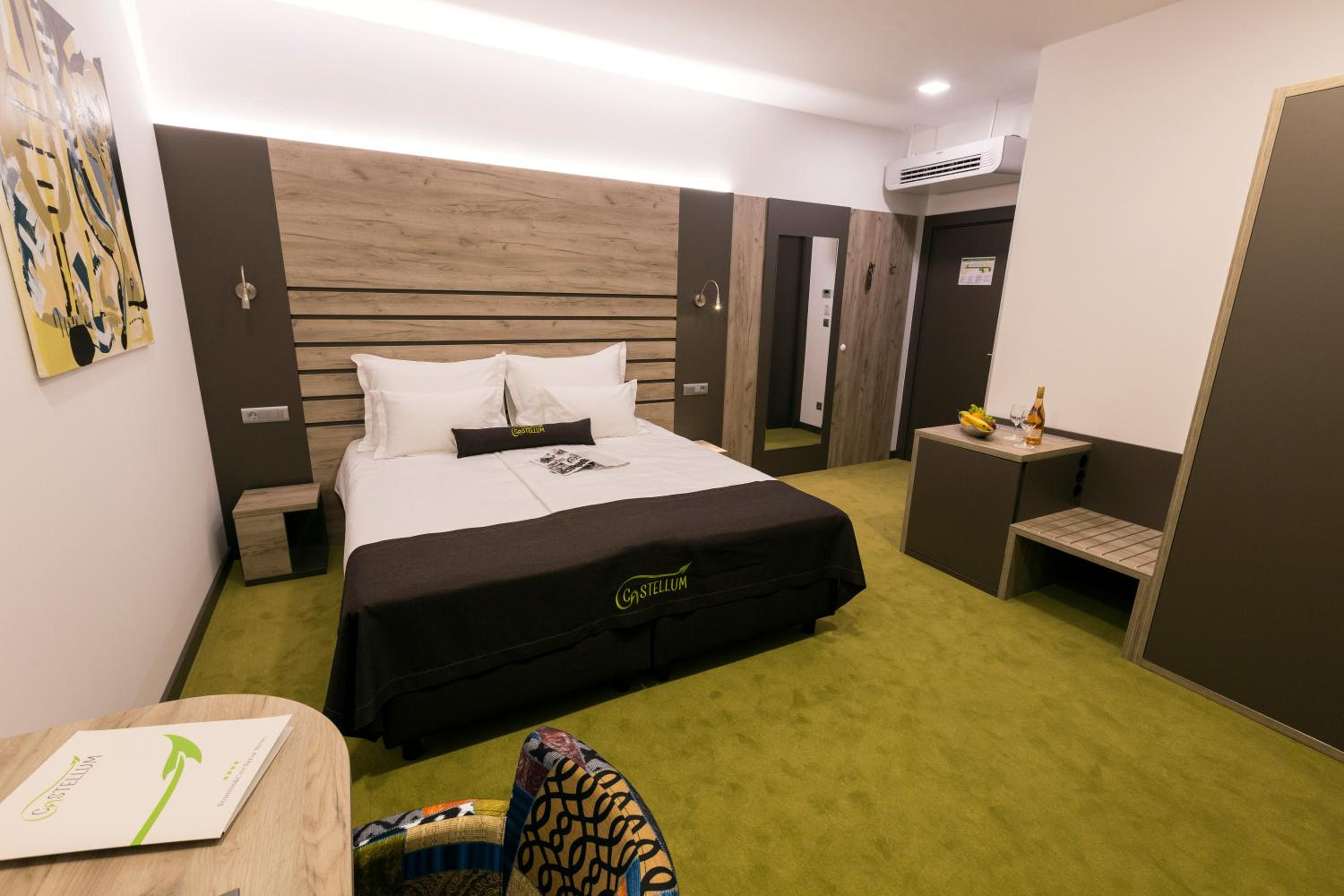 Superior Double or Twin Room with Terrace - Photo 5