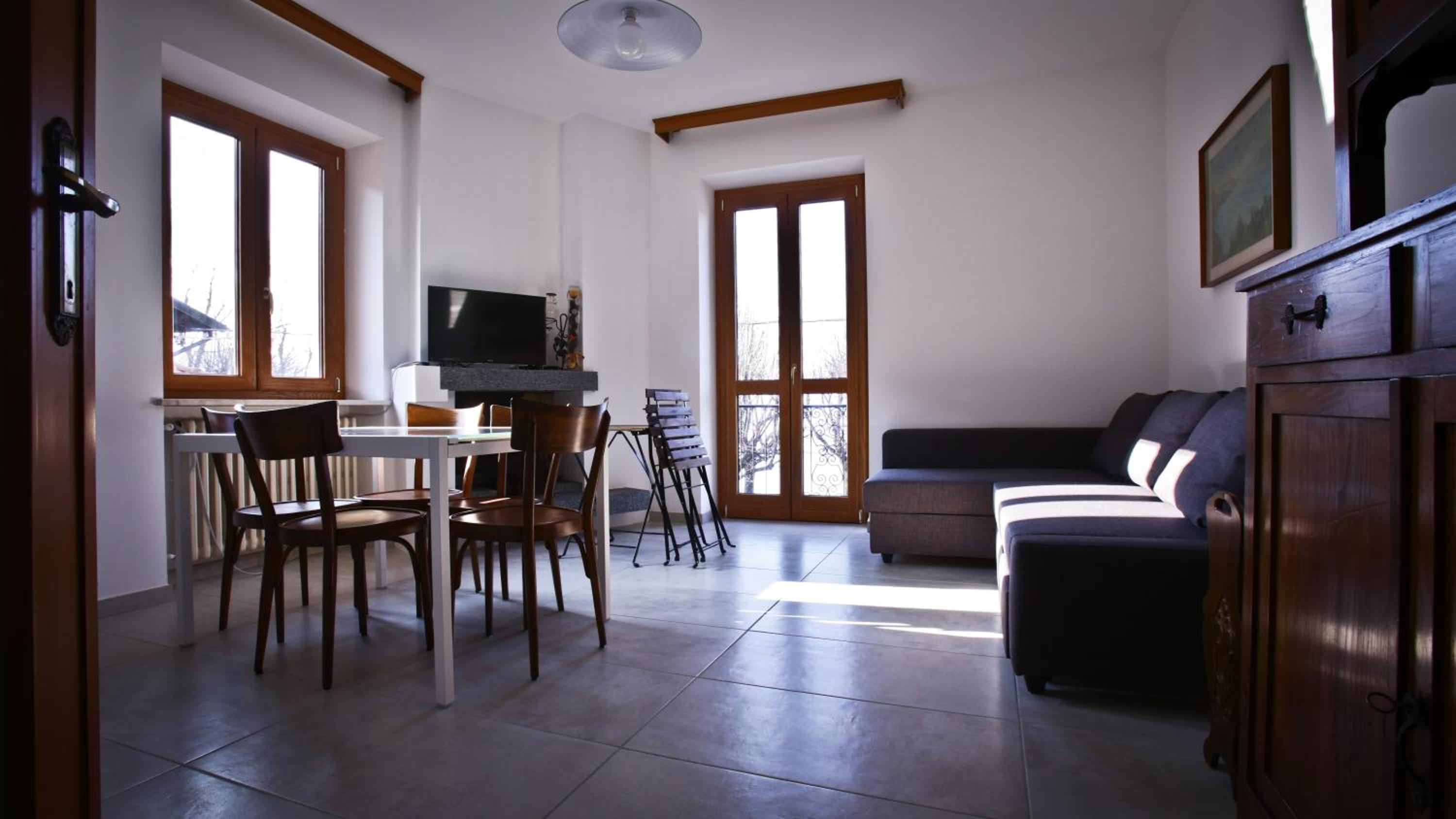 One-Bedroom House photo 1