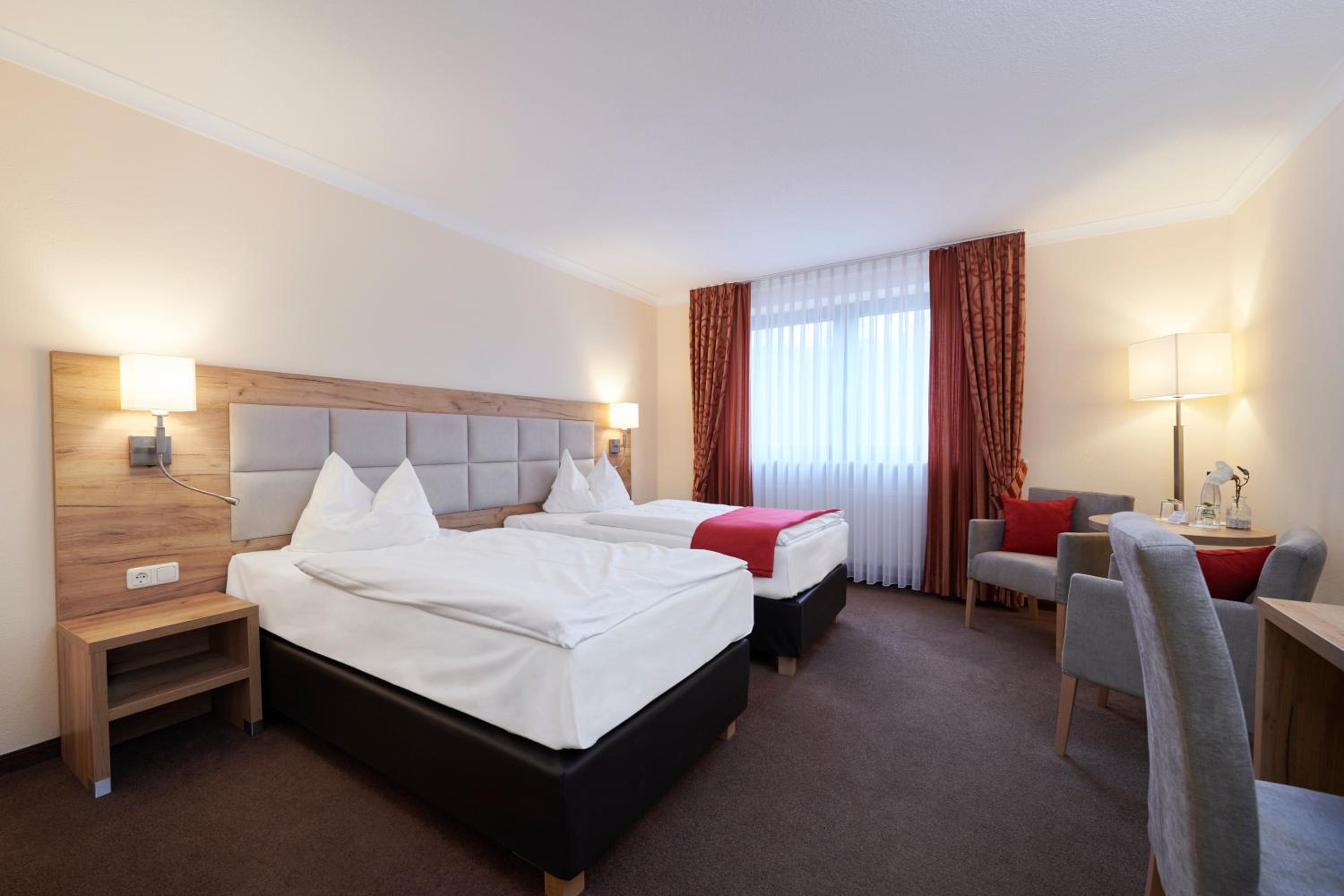 Deluxe Double or Twin Room - Photo 1