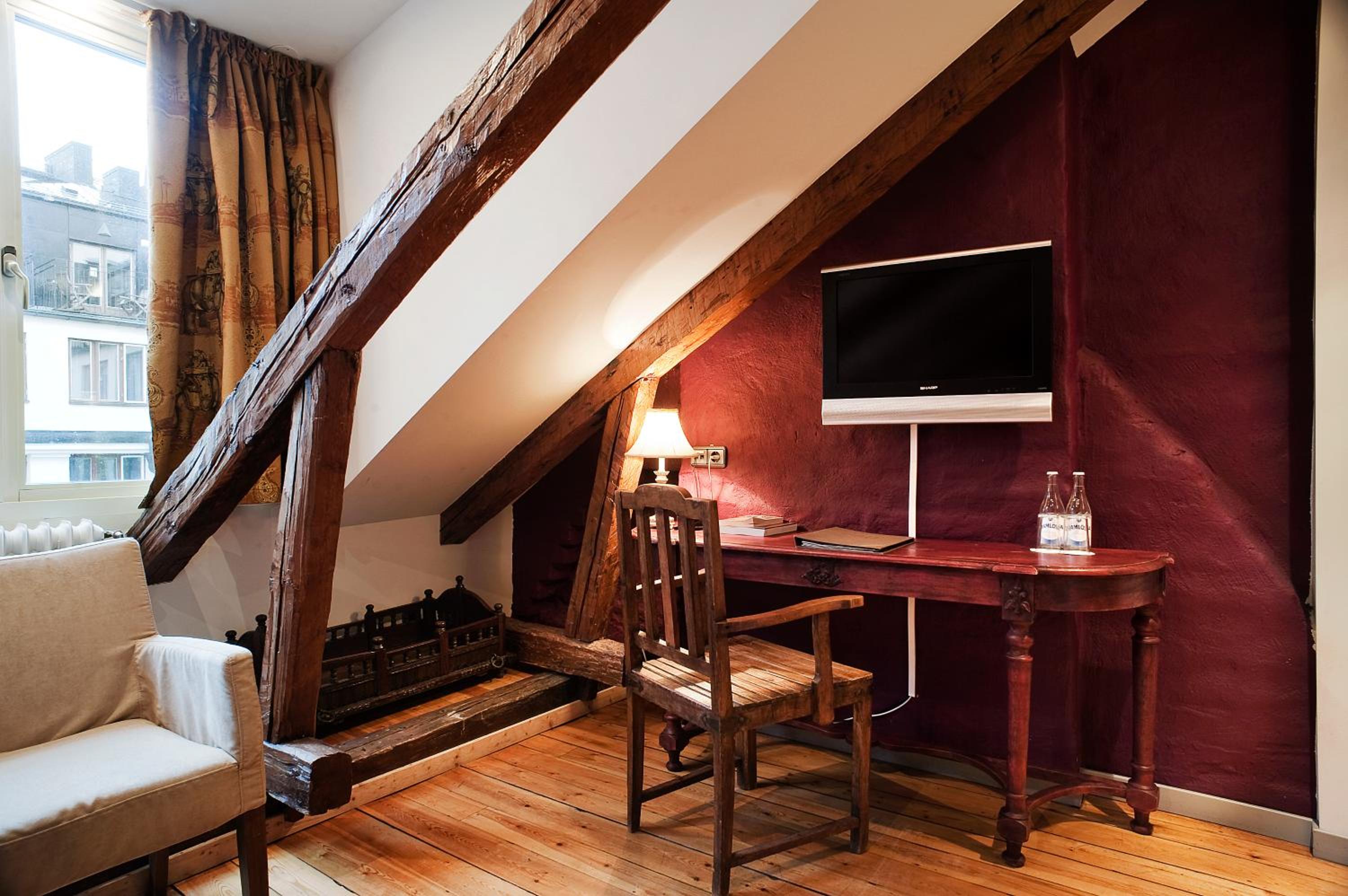 Superior Double Room - Photo 3