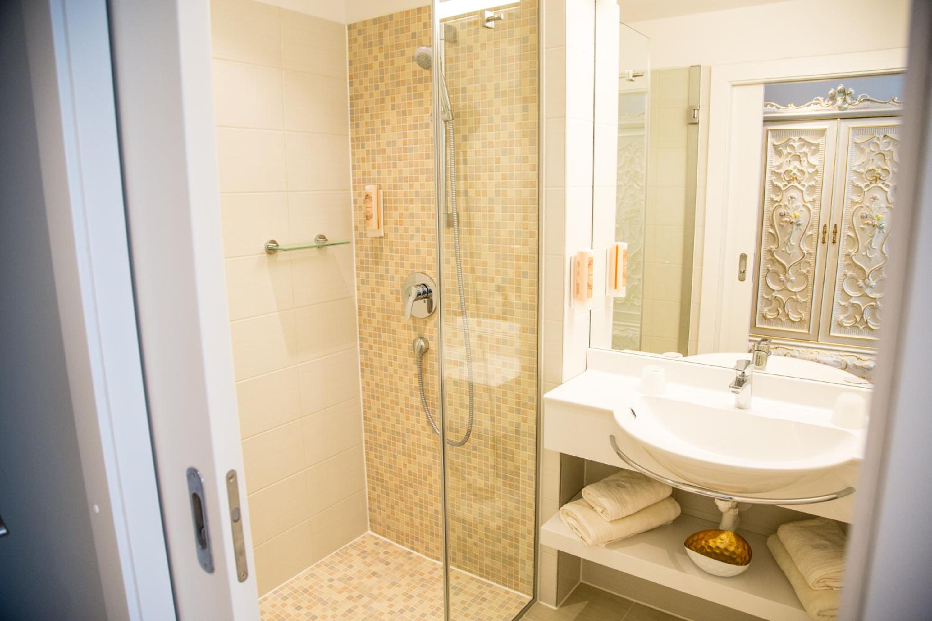 Suite With Sauna photo 2