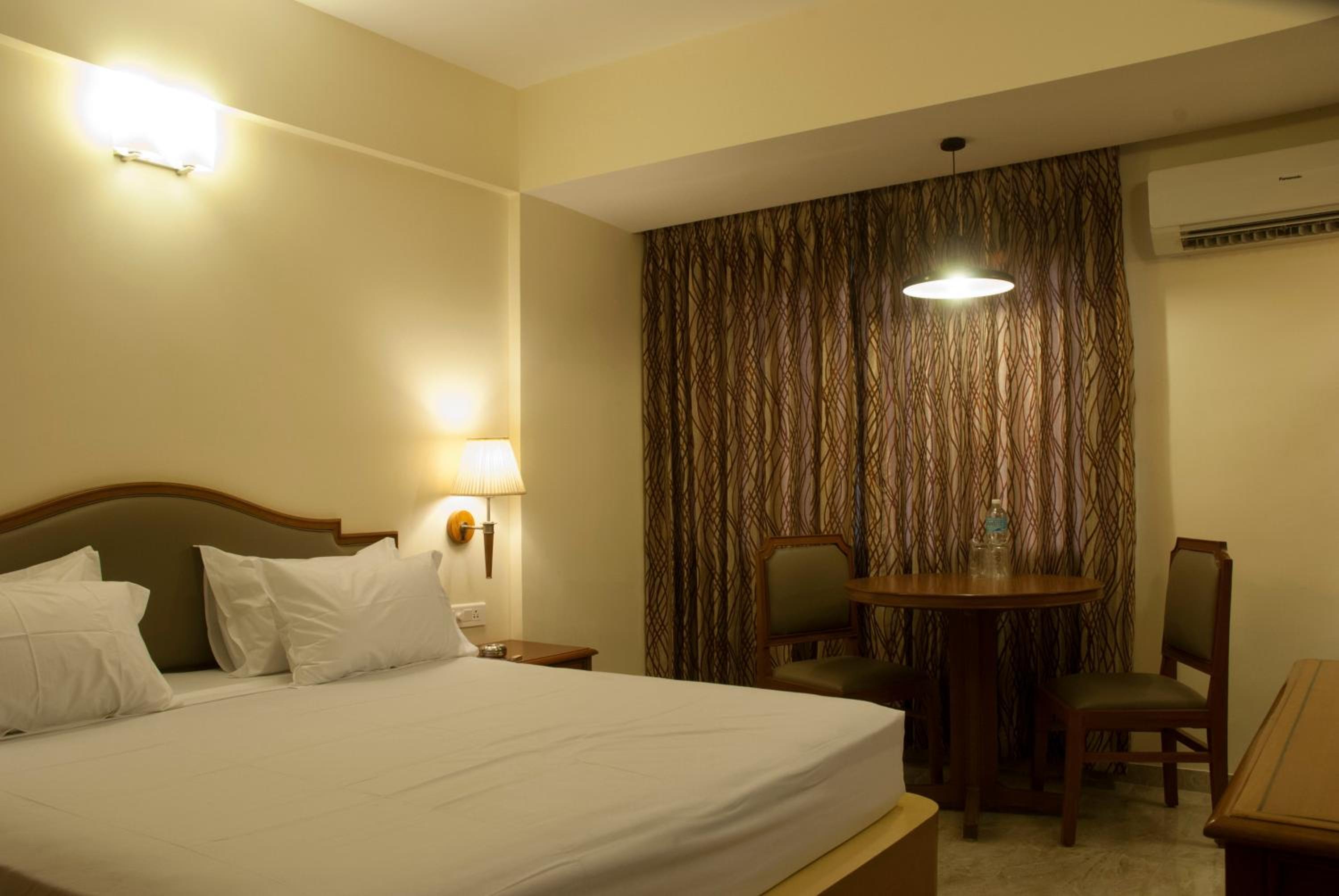 Club Double Room - Photo 5