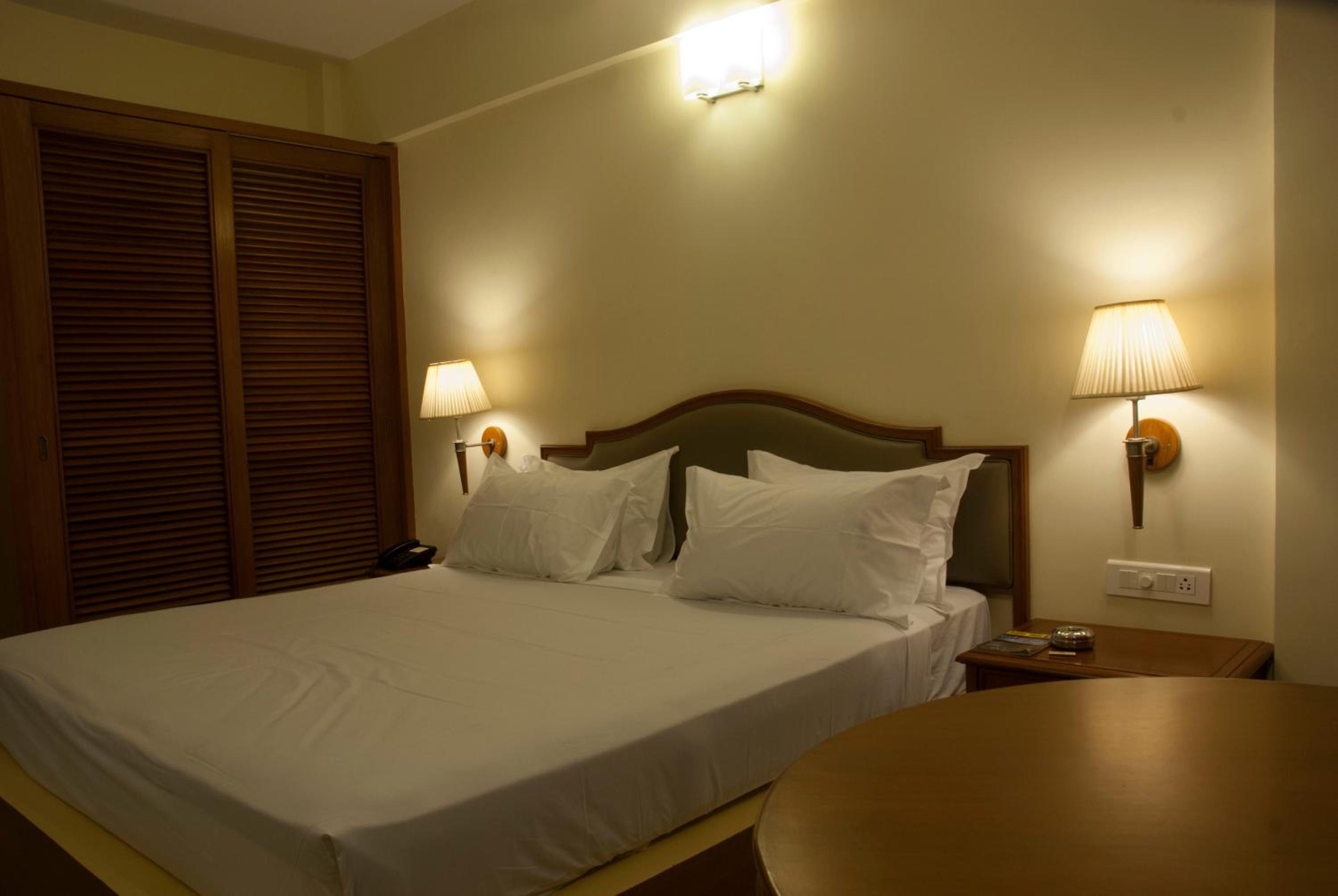 Club Double Room - Photo 7