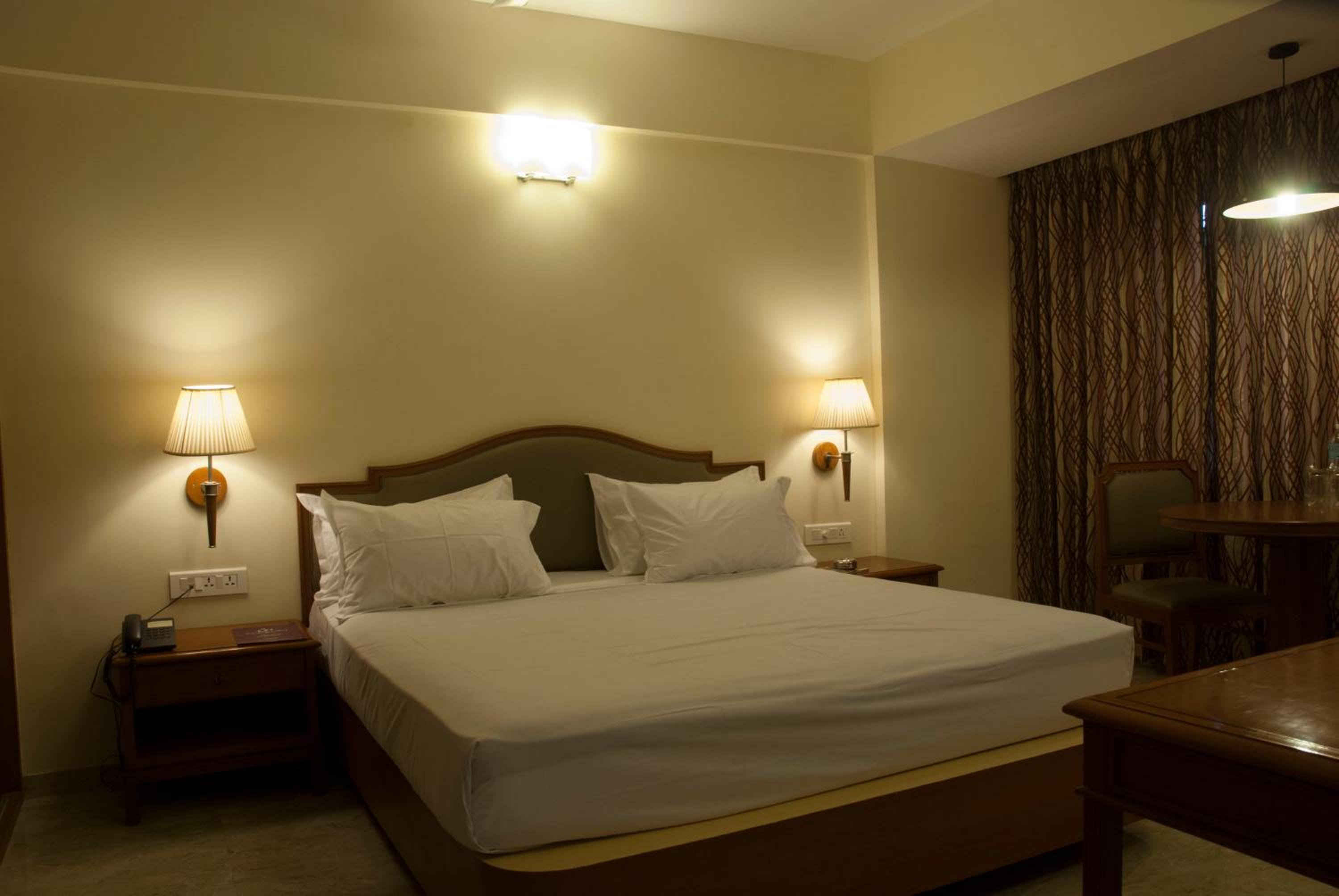 Club Double Room - Photo 1