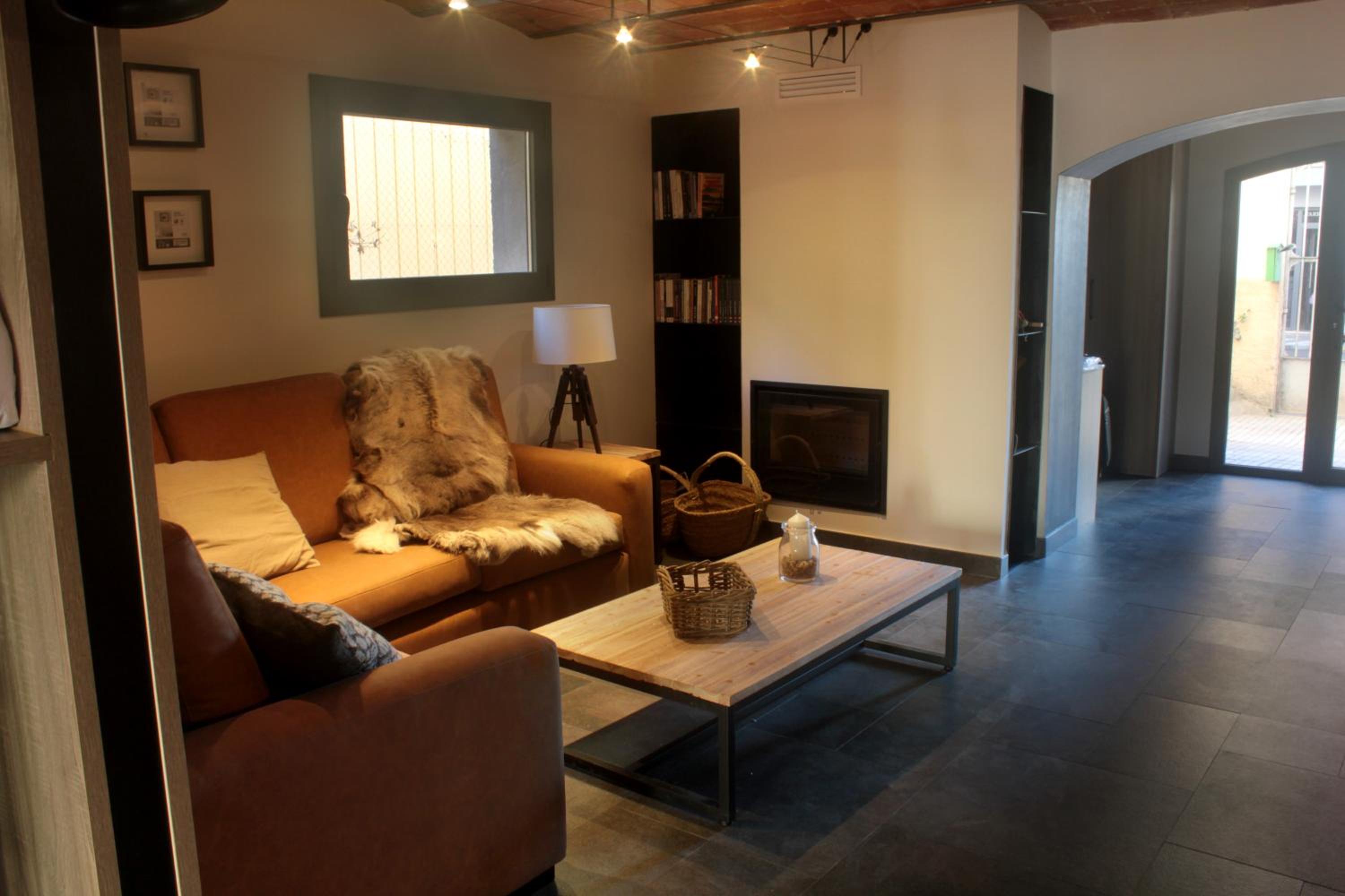Family Room photo 3