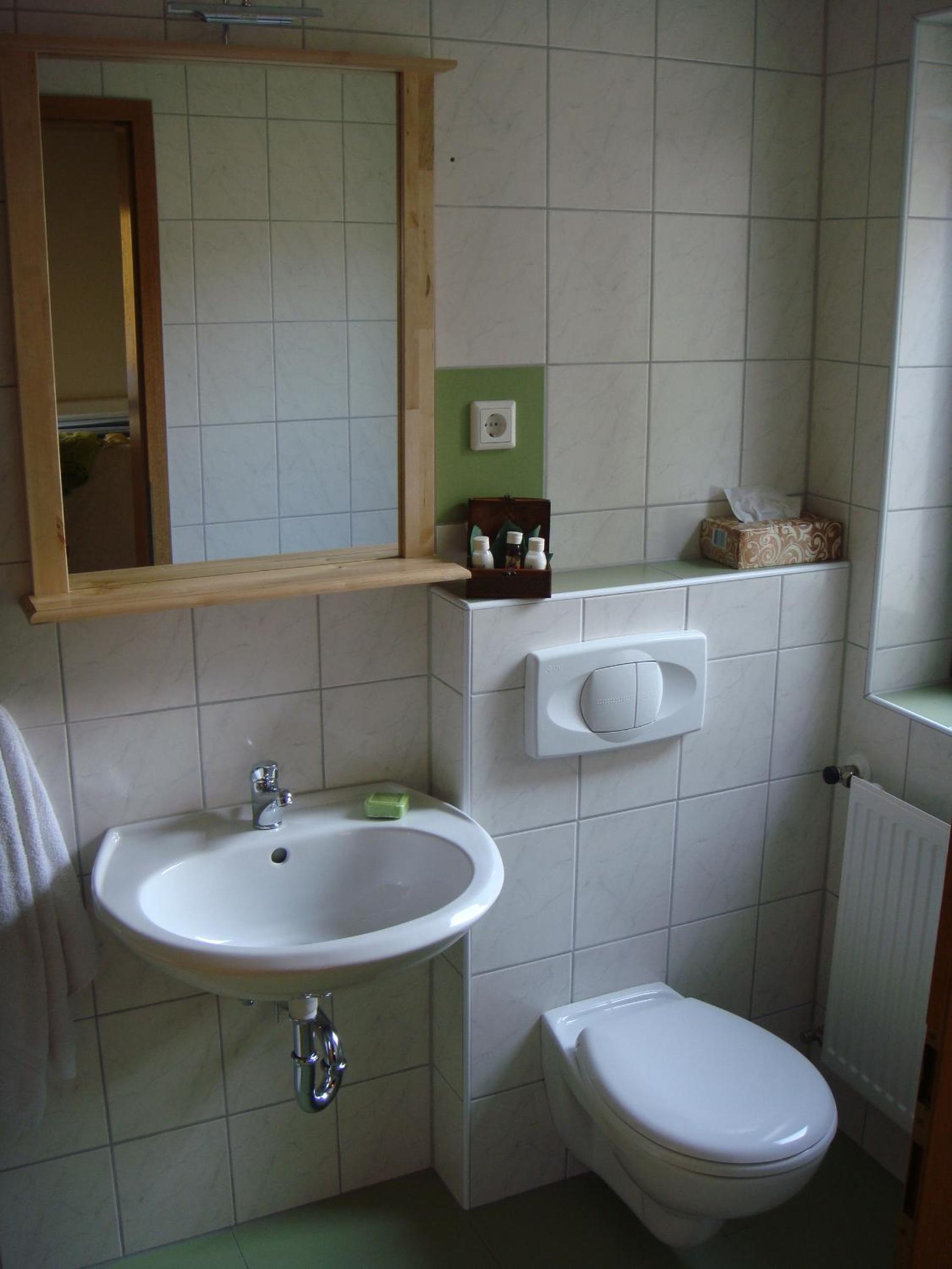 Double Room - Photo 8