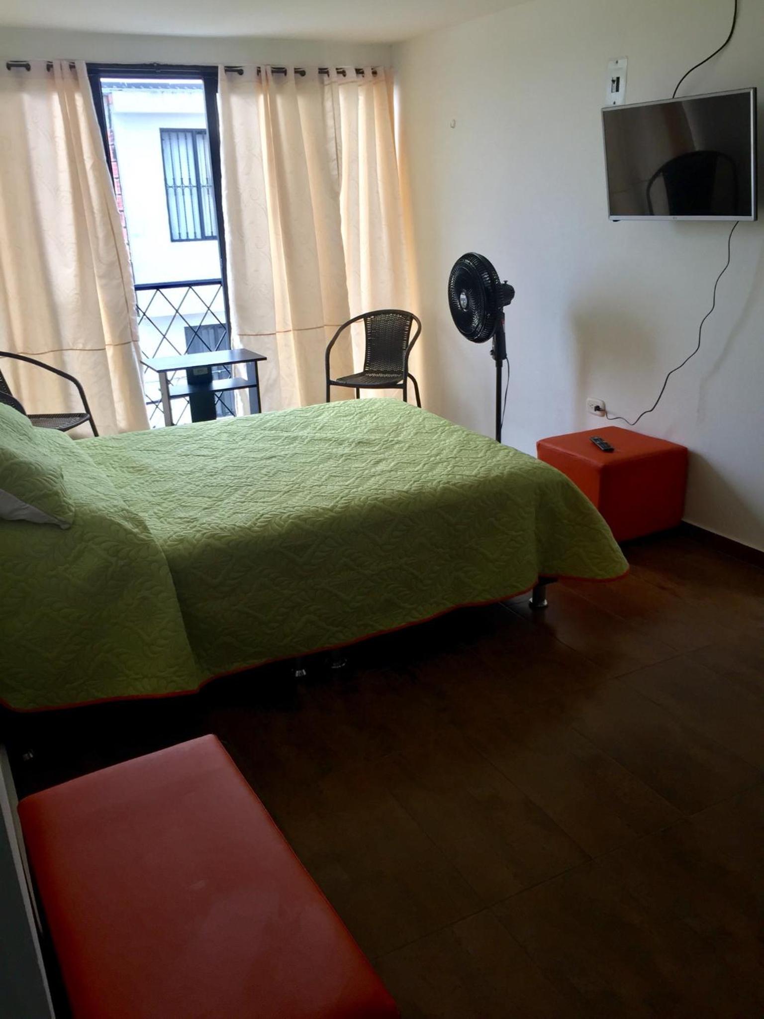 Apartment photo 2