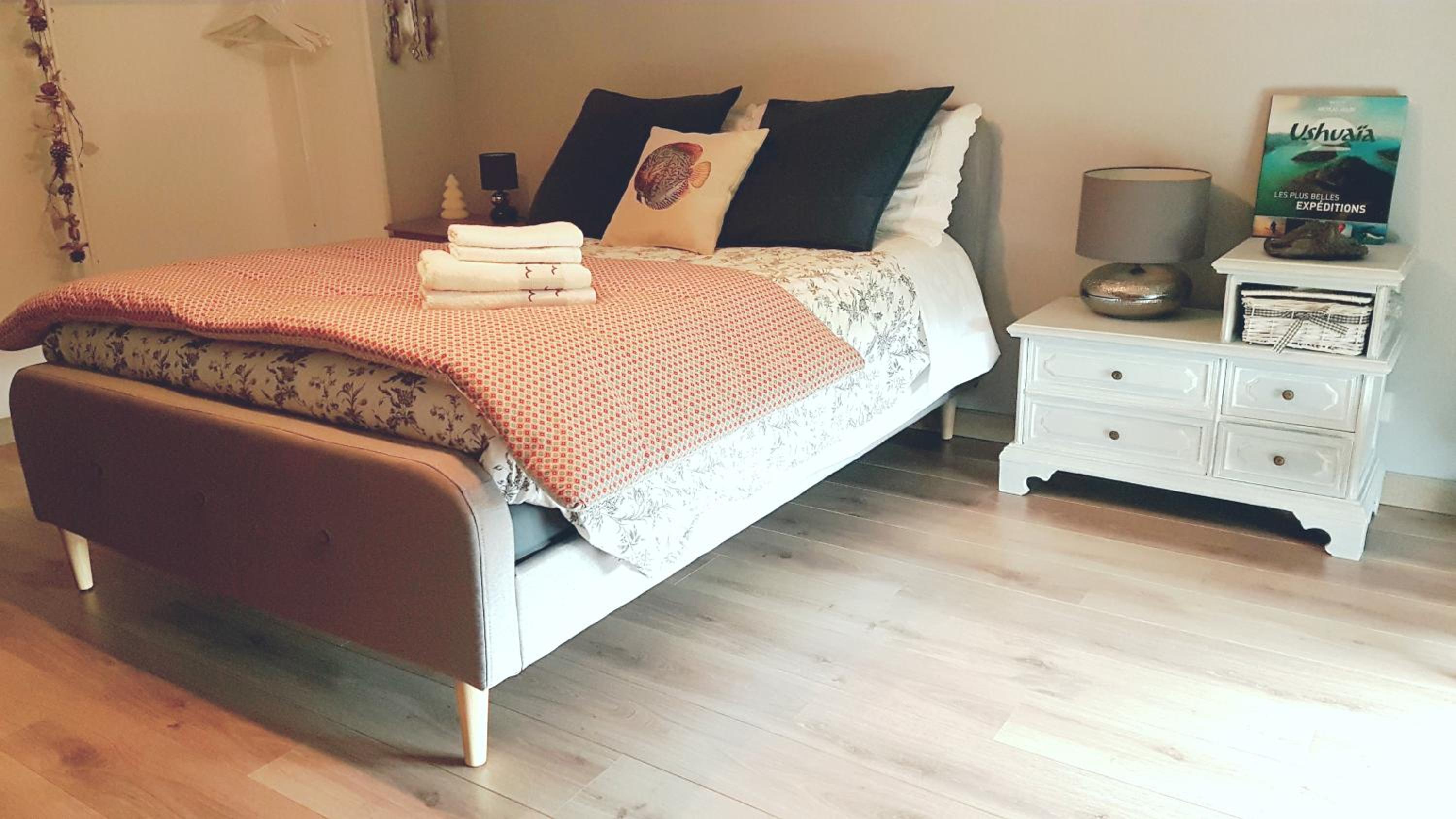 Standard Double Room with Shared Bathroom photo 1