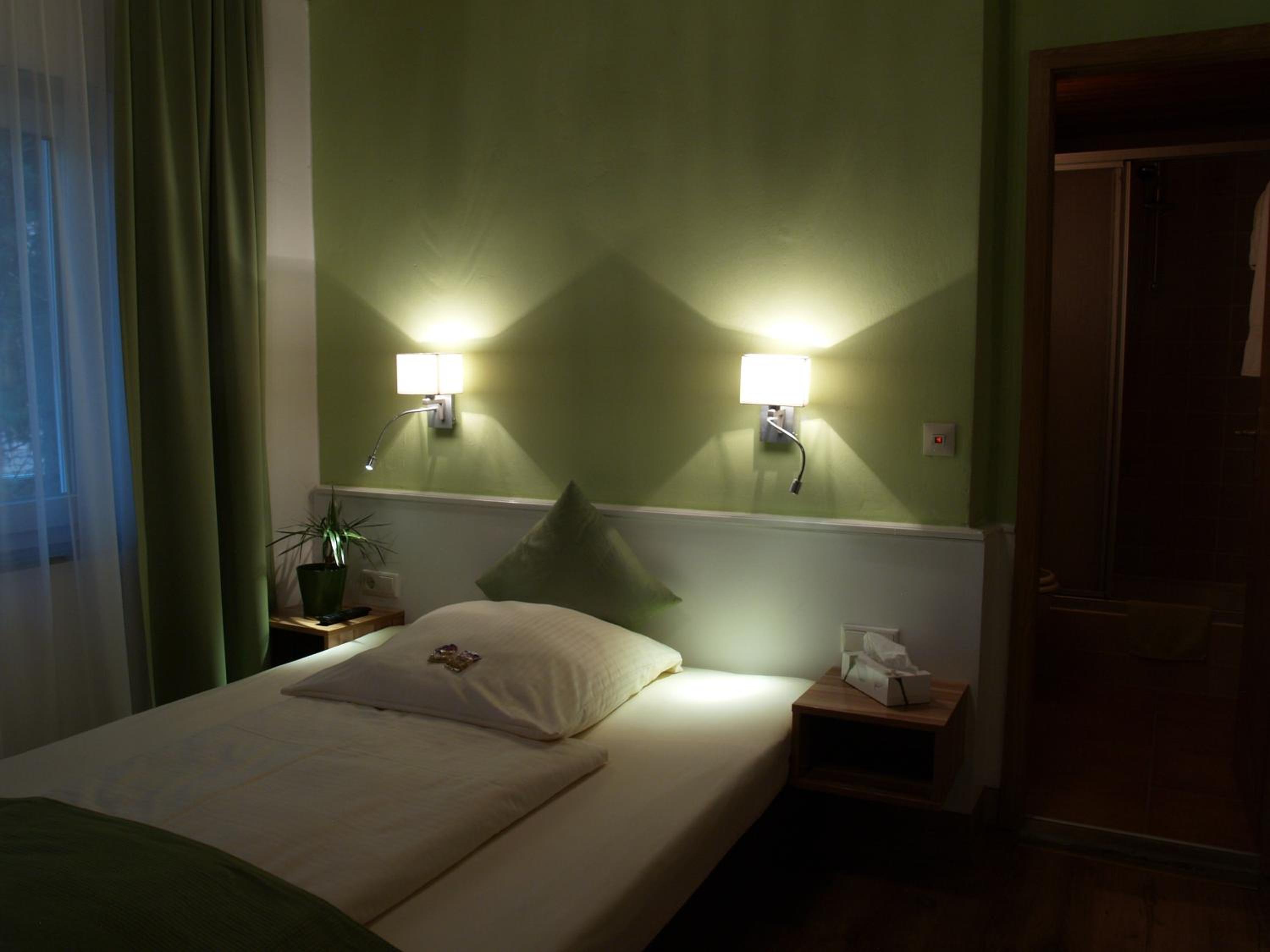 Comfort Single Room