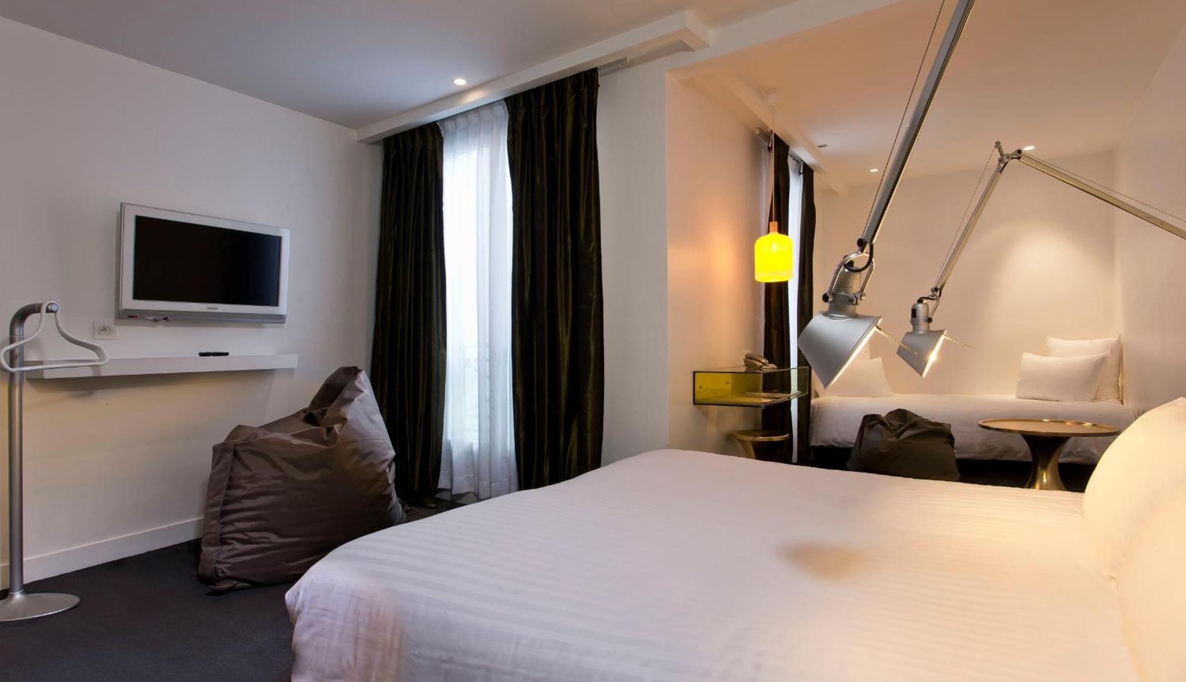 Deluxe Double or Twin Room photo 3