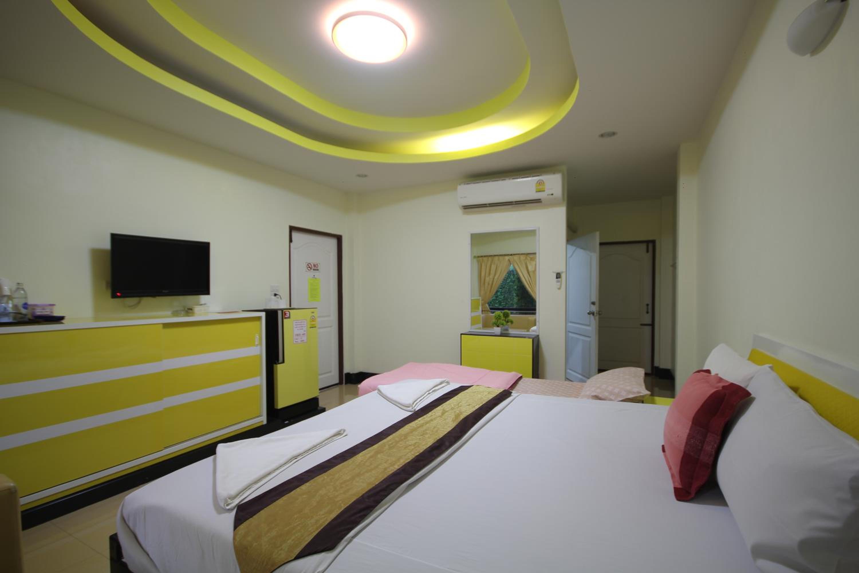 Double Room with Private Bathroom photo 3