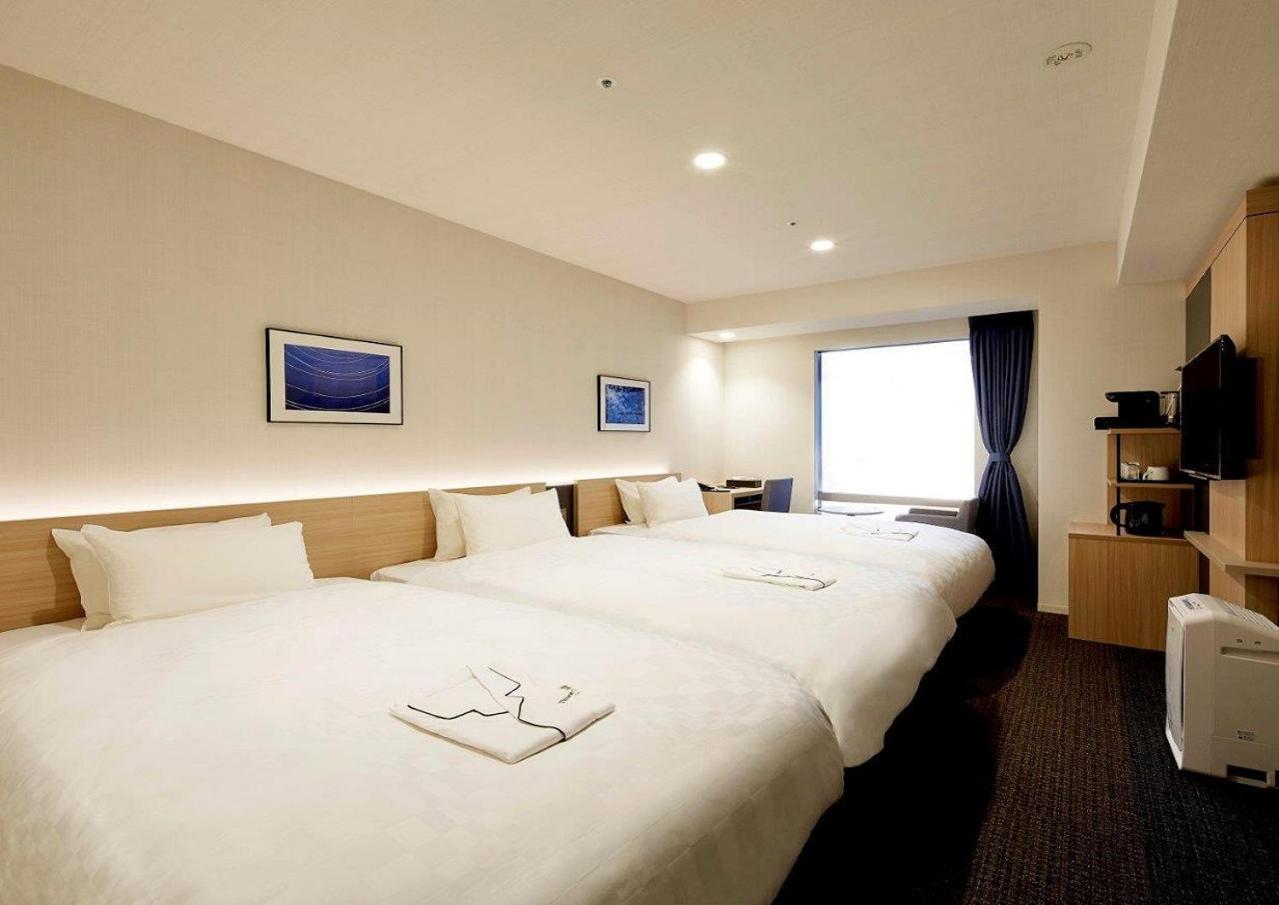 Triple Room - Non-Smoking photo 1