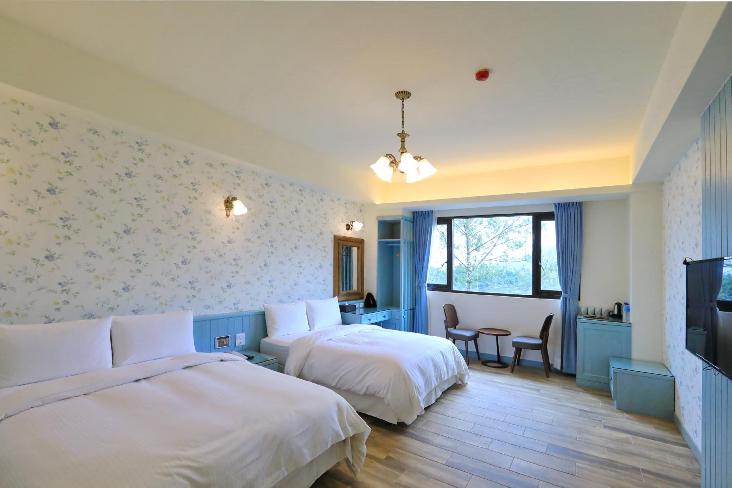 Quadruple Room photo 2