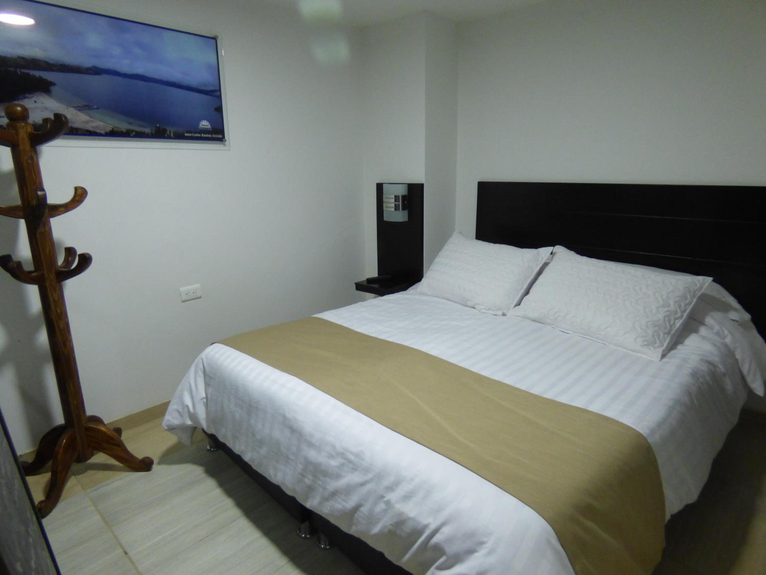 Deluxe Suite with Spa Bath photo 1