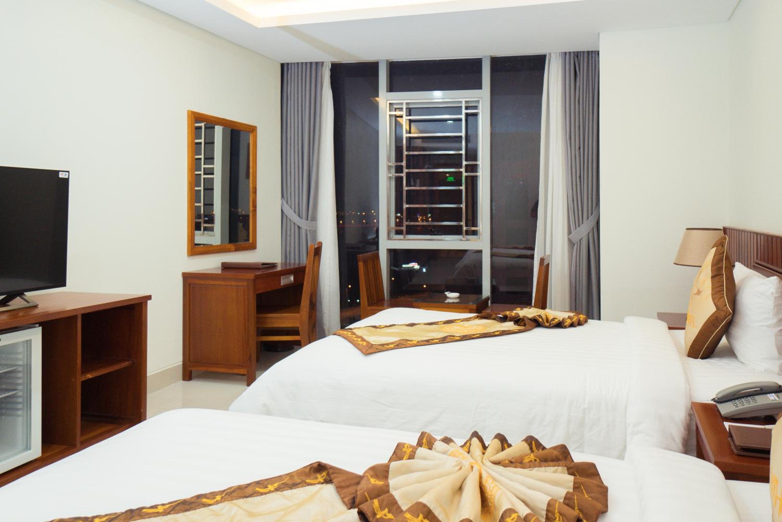 Twin Room with Sea View photo 3