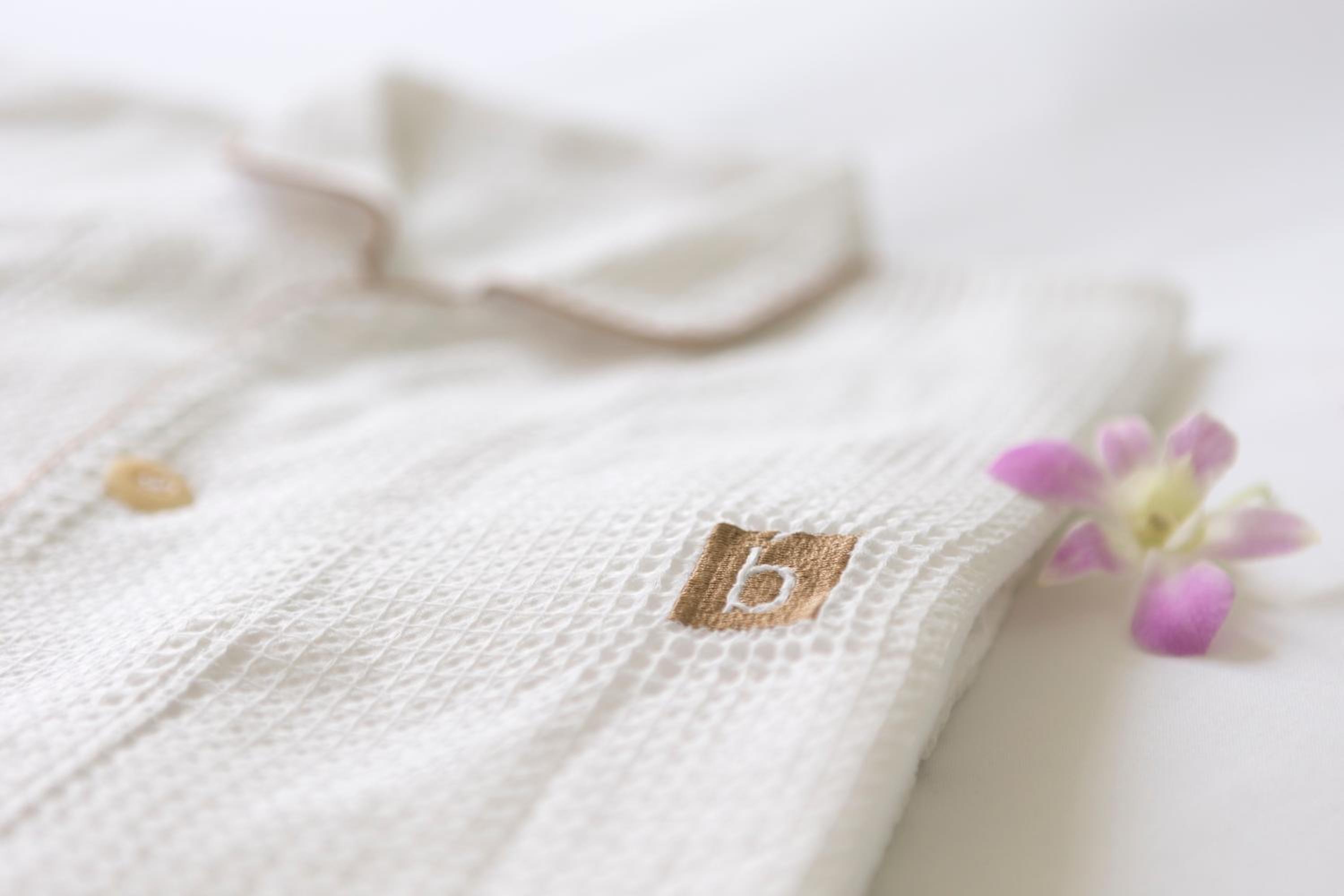 Standard Double Room - Smoking - Photo 4