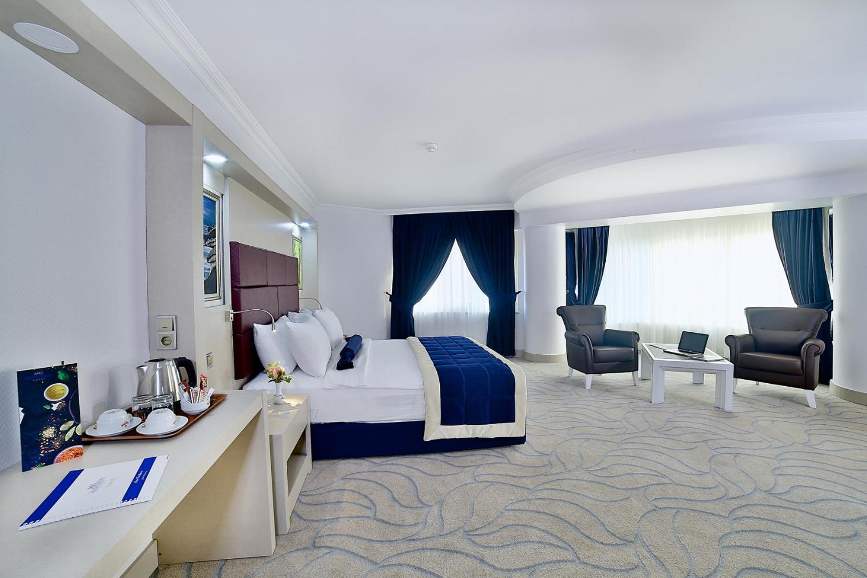 King Suite
