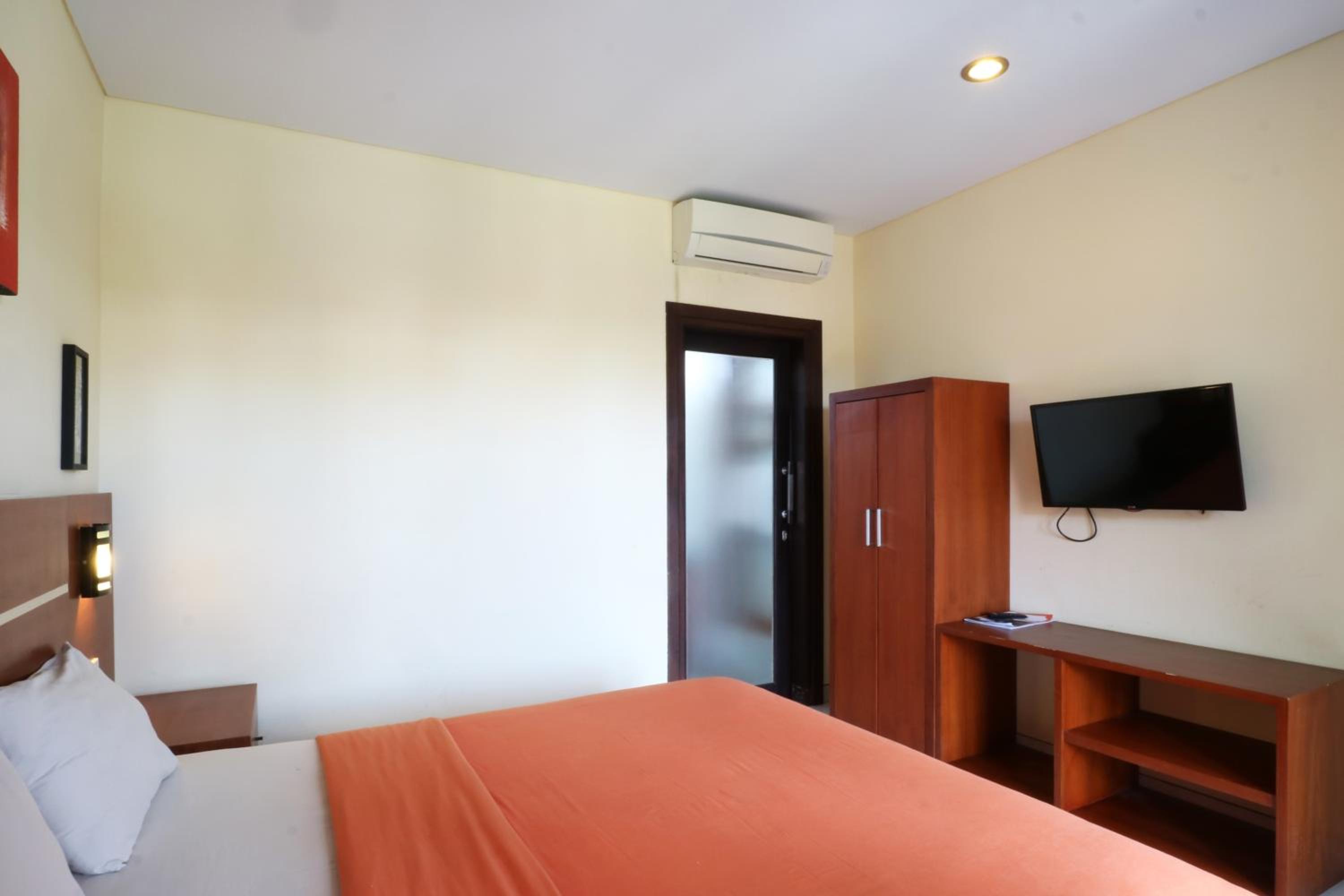 Superior Double or Twin Room photo 2
