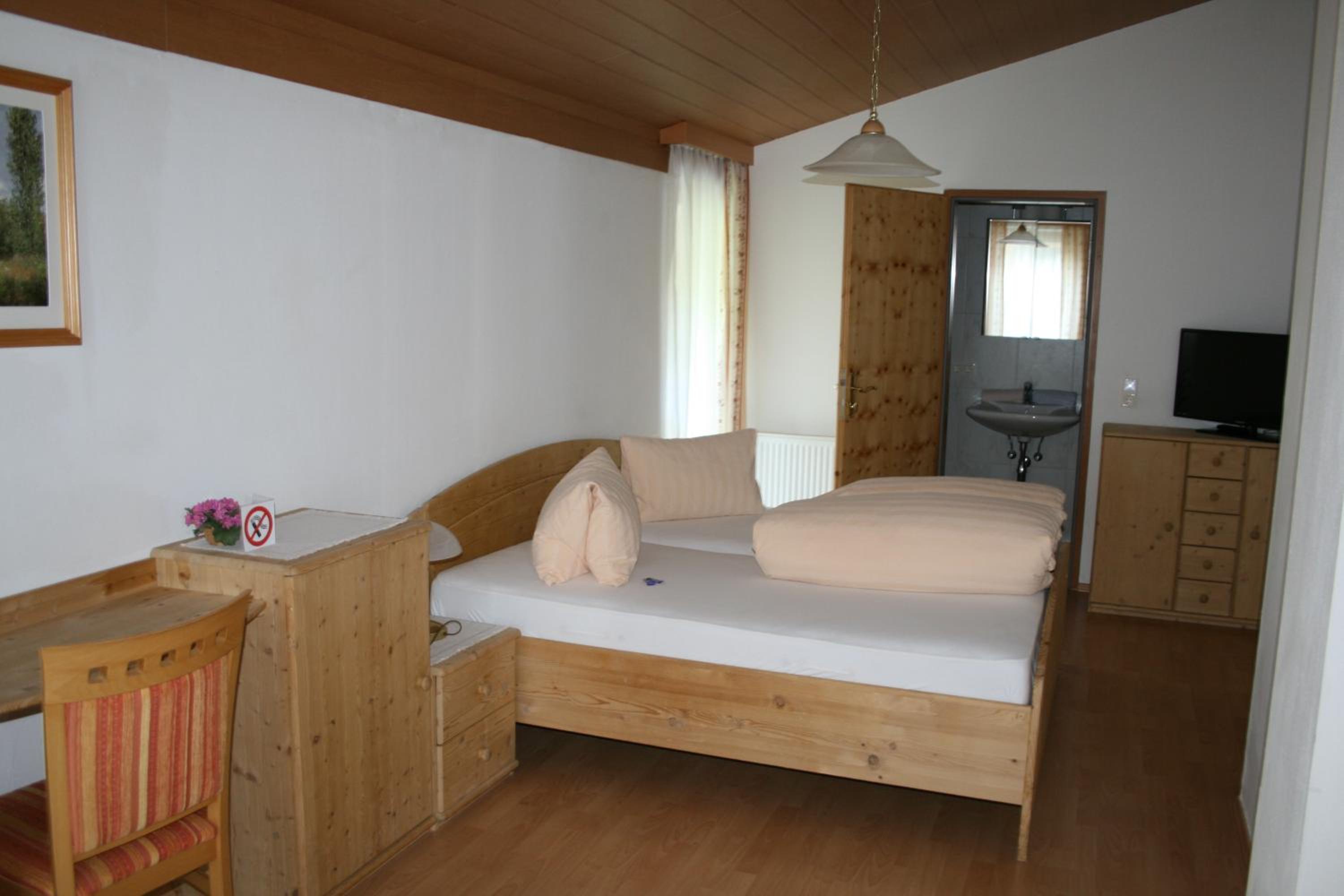 Classic Double Room photo 1