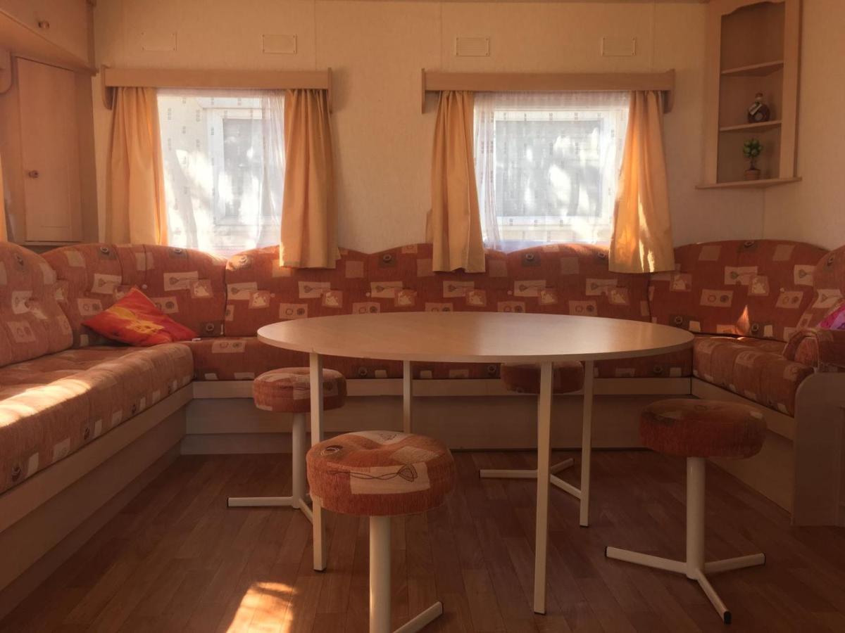 Mobile Home photo 1