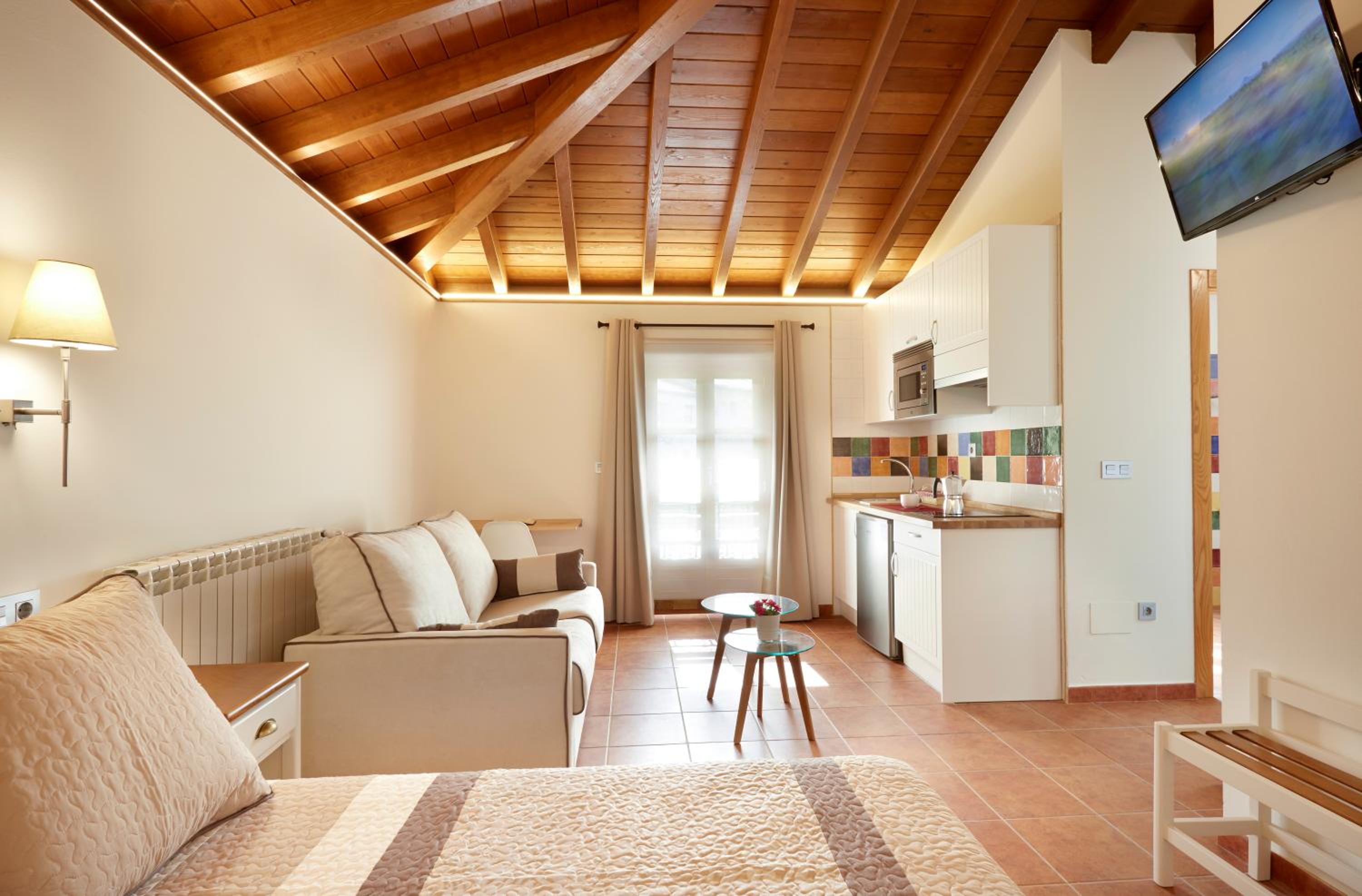 Studio Apartment photo 2