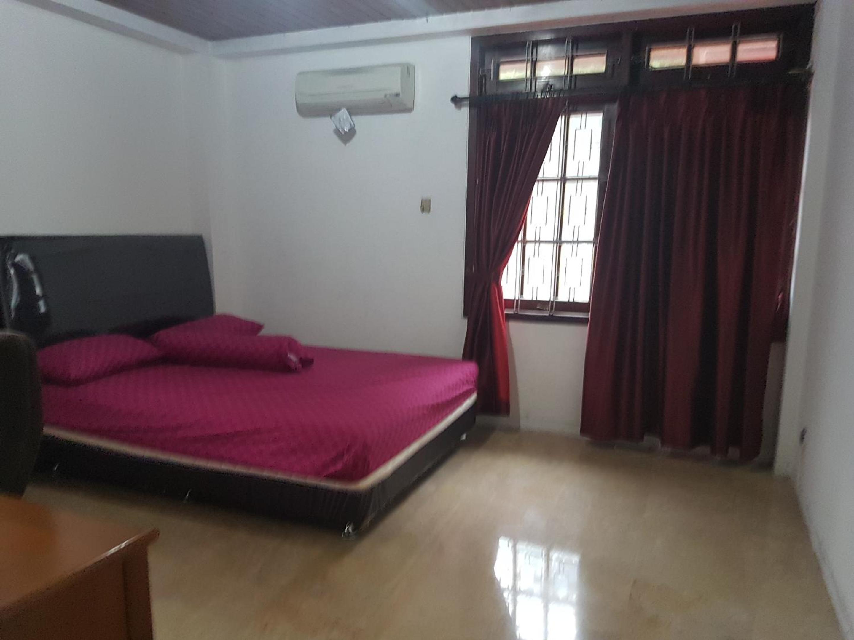 Deluxe King Suite - Photo 15