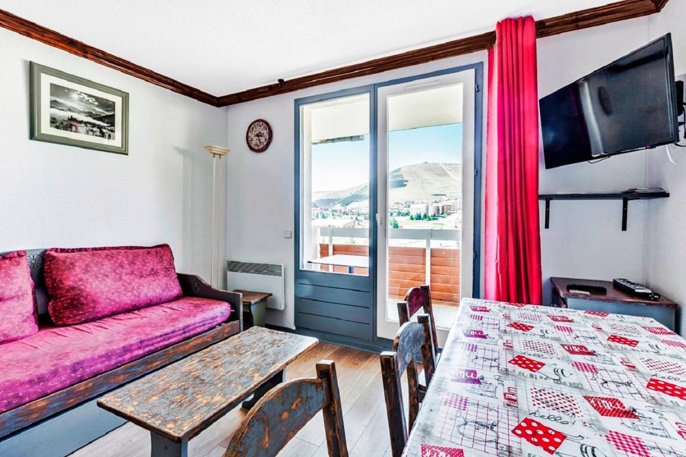 Prestige One-Bedroom Apartment (6 People)