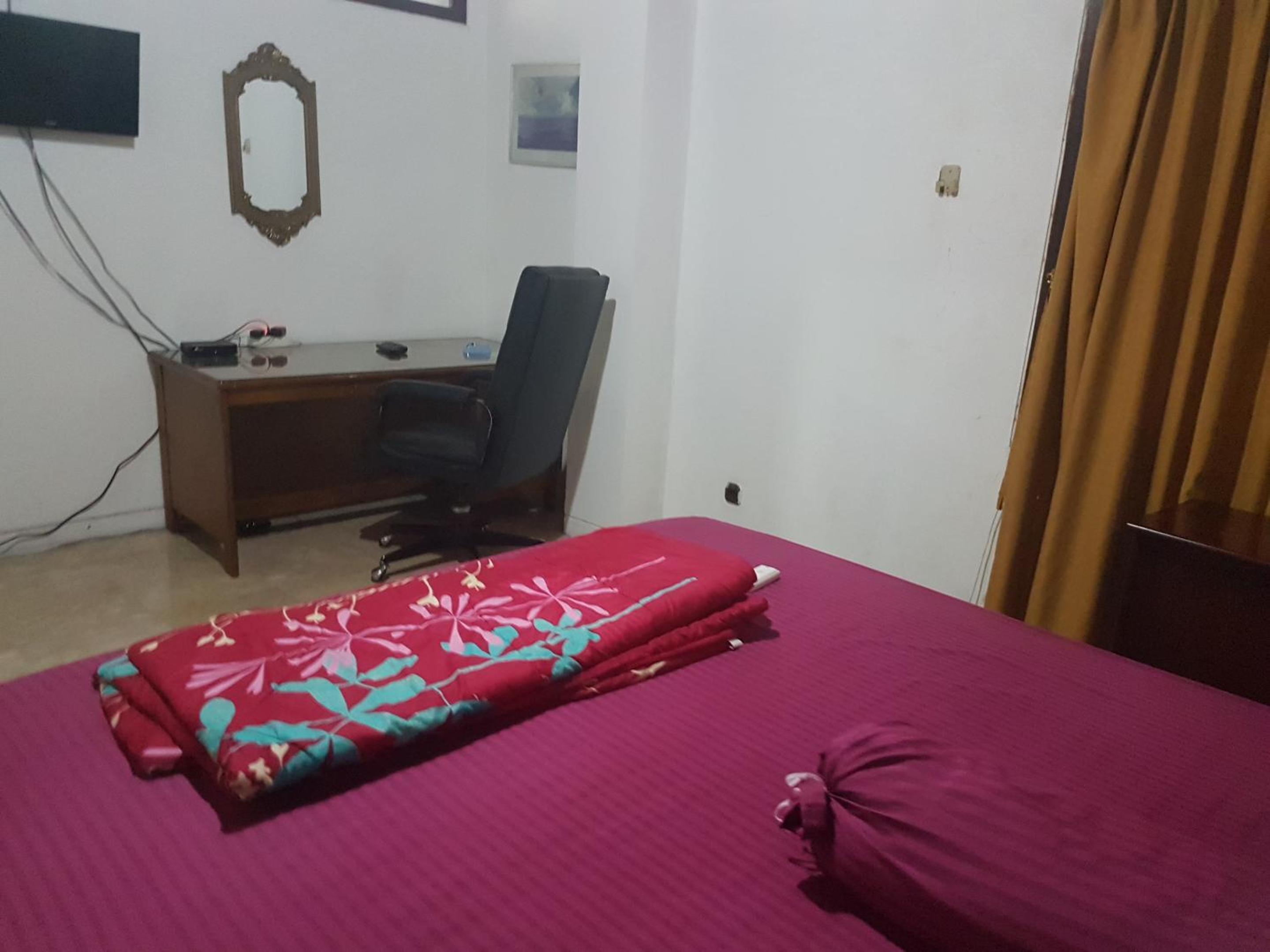 Deluxe King Suite - Photo 1