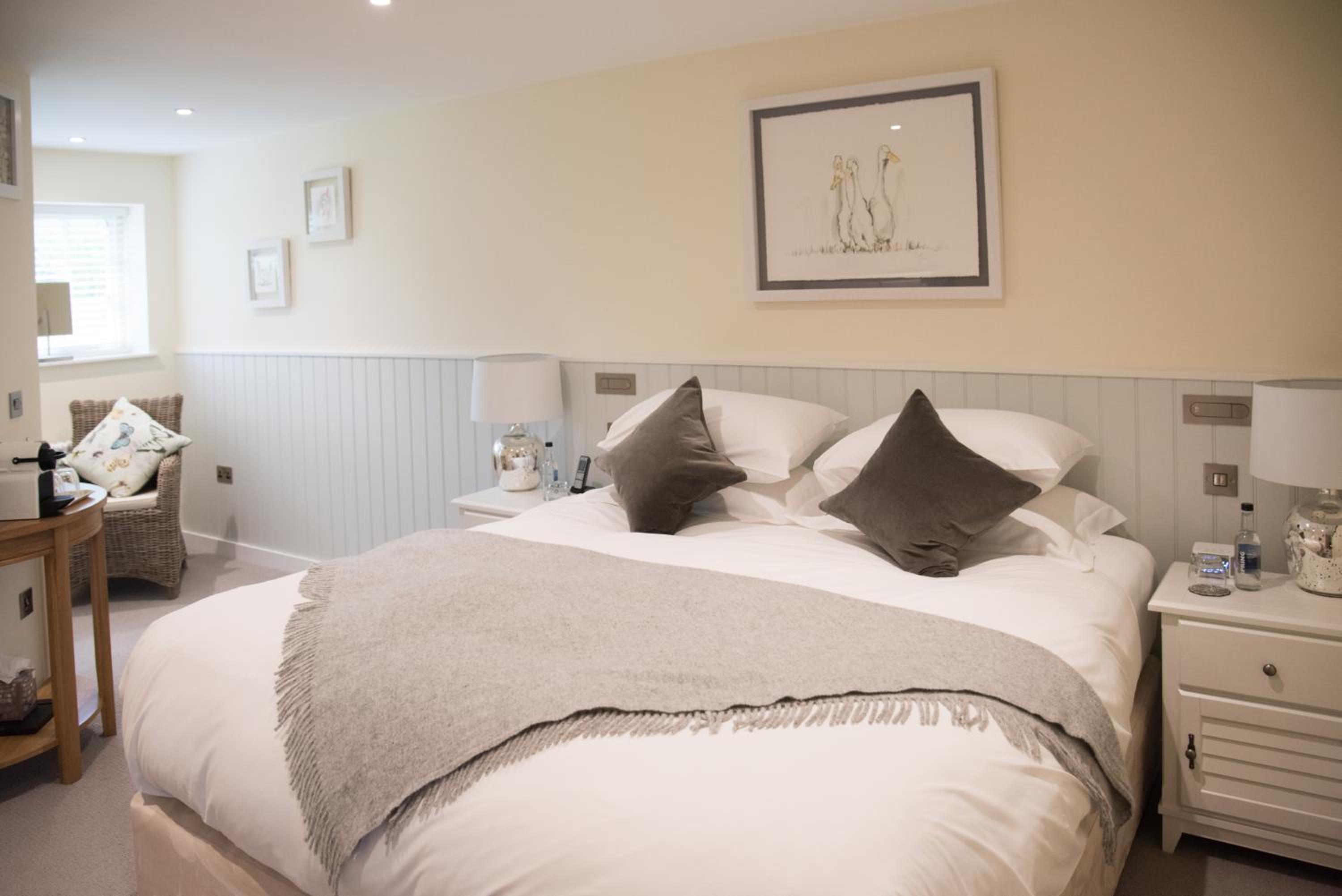 Deluxe Room - Photo 2