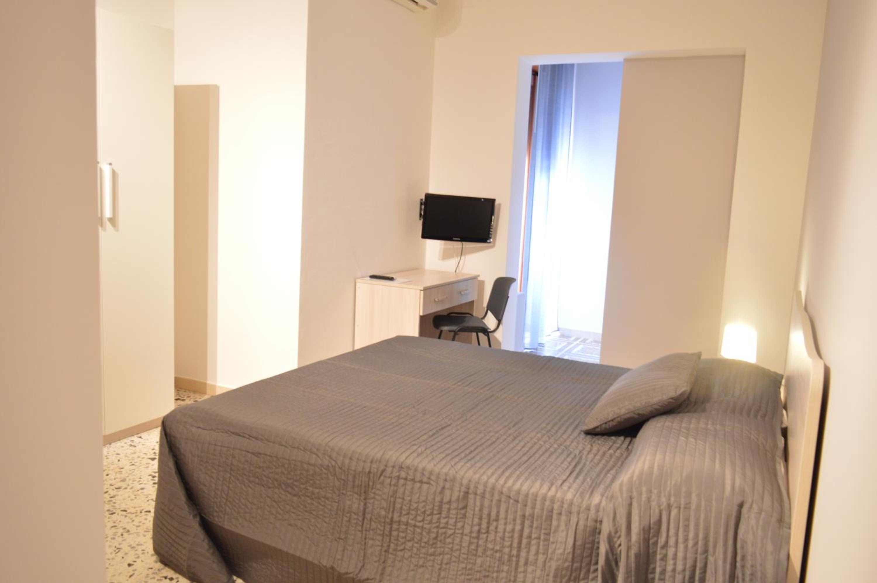Standard Double Room photo 1