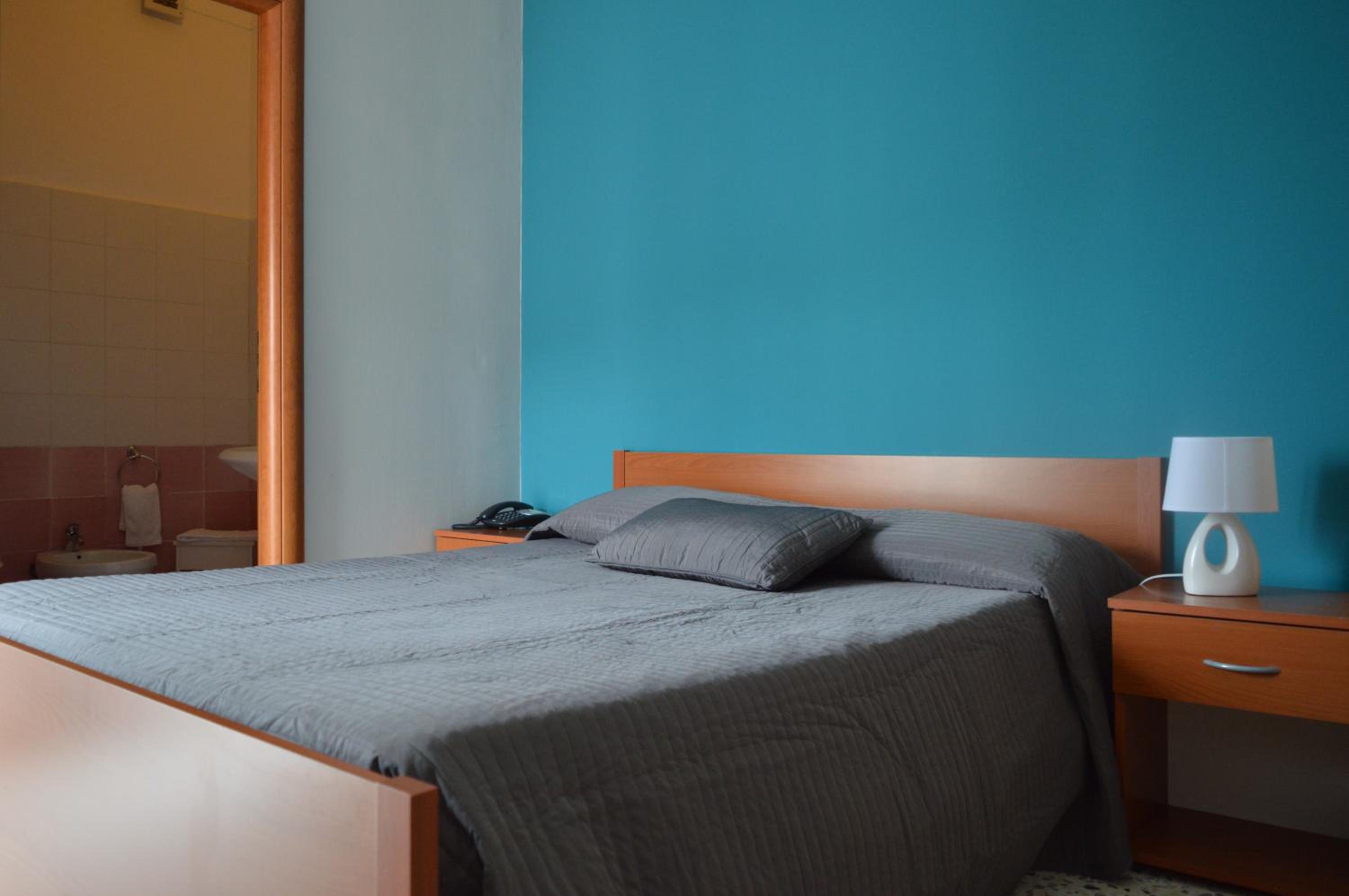 Double or Twin Room photo 2