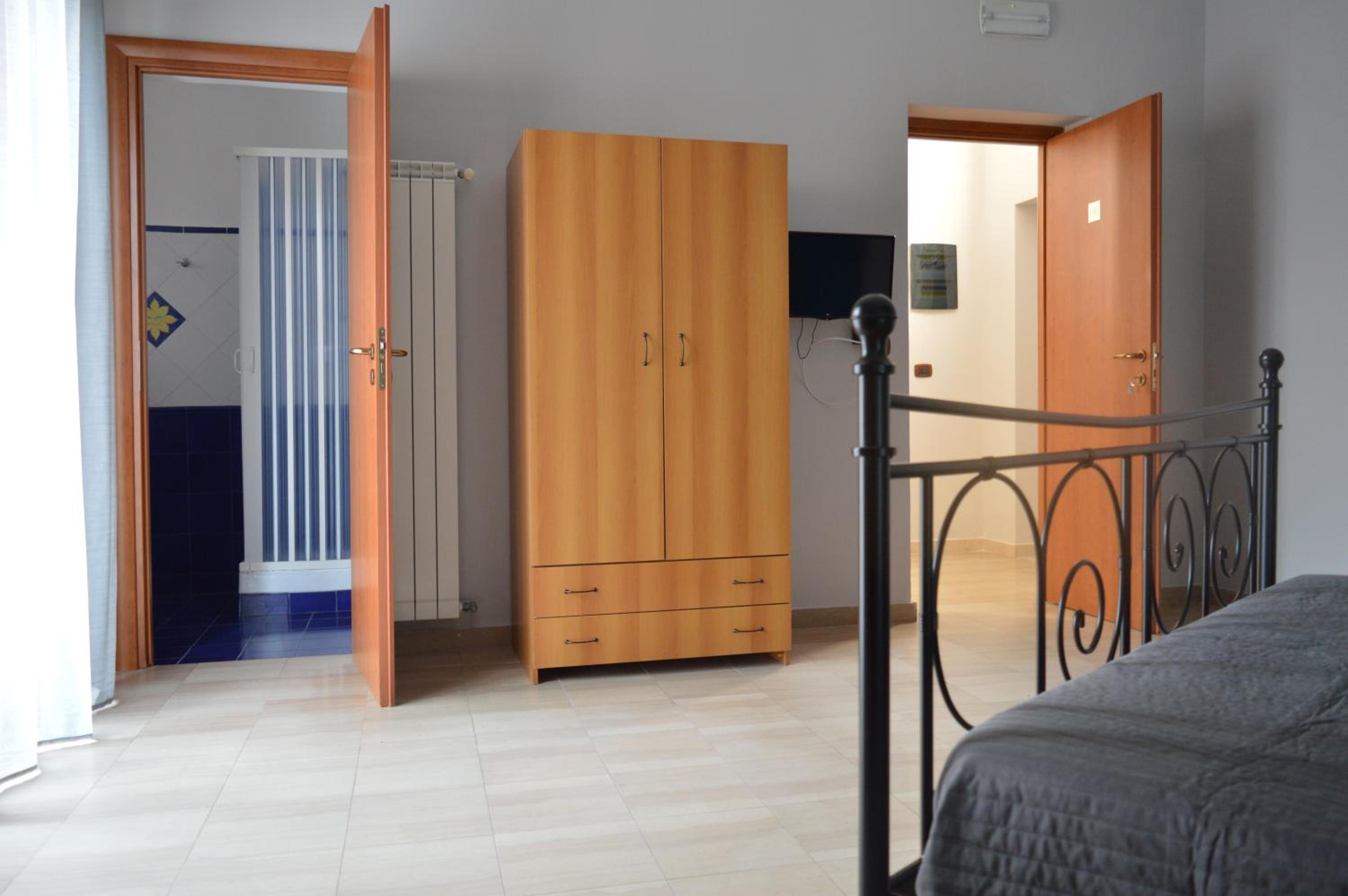 Double or Twin Room photo 1