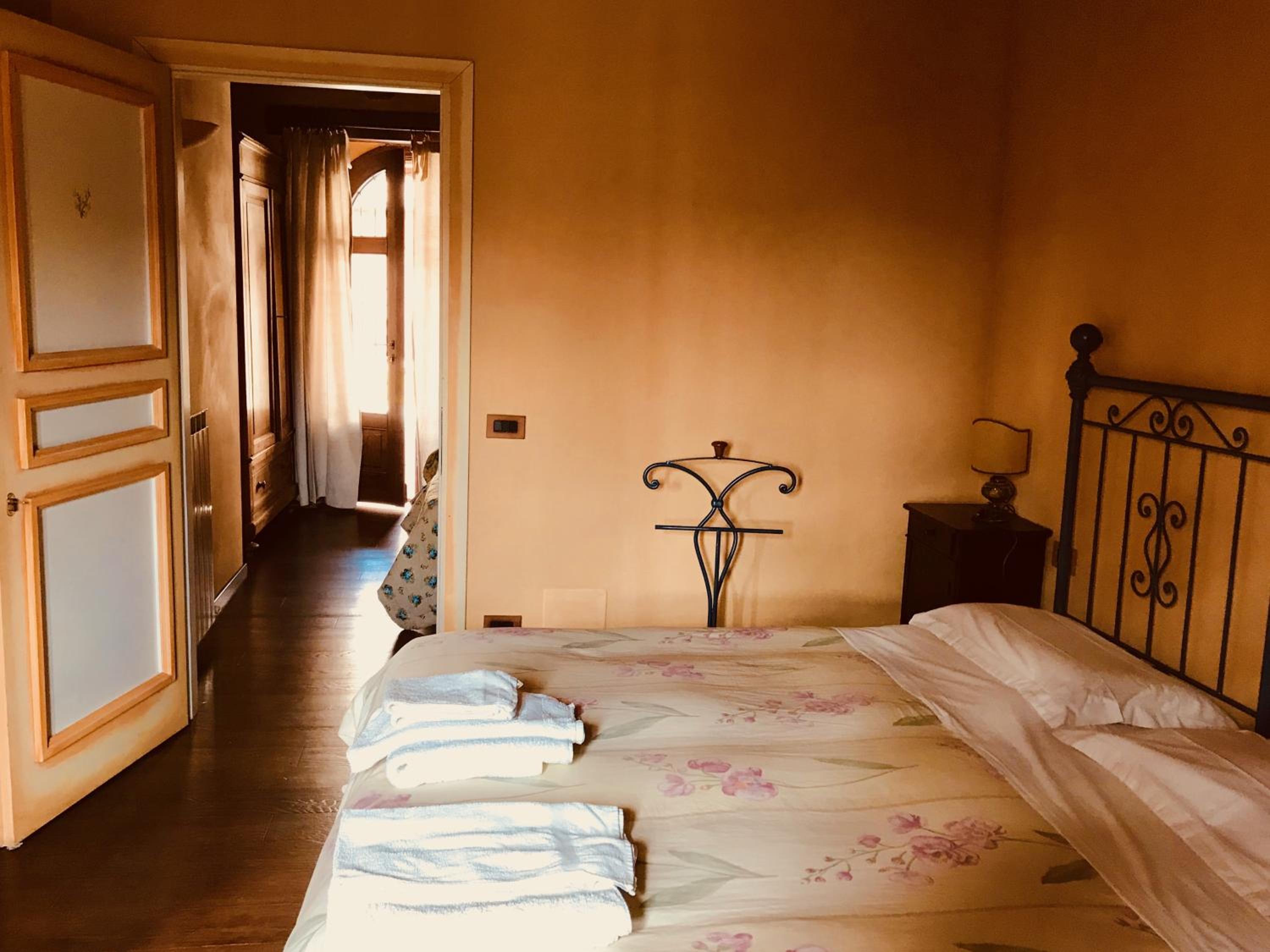 Triple Room with Private Bathroom photo 2