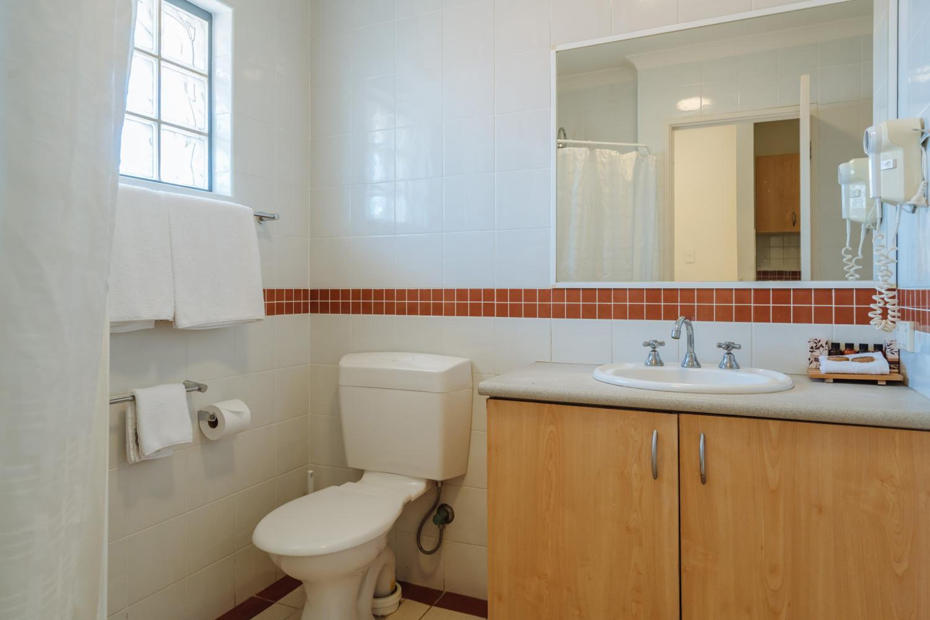 Queen Suite photo 2