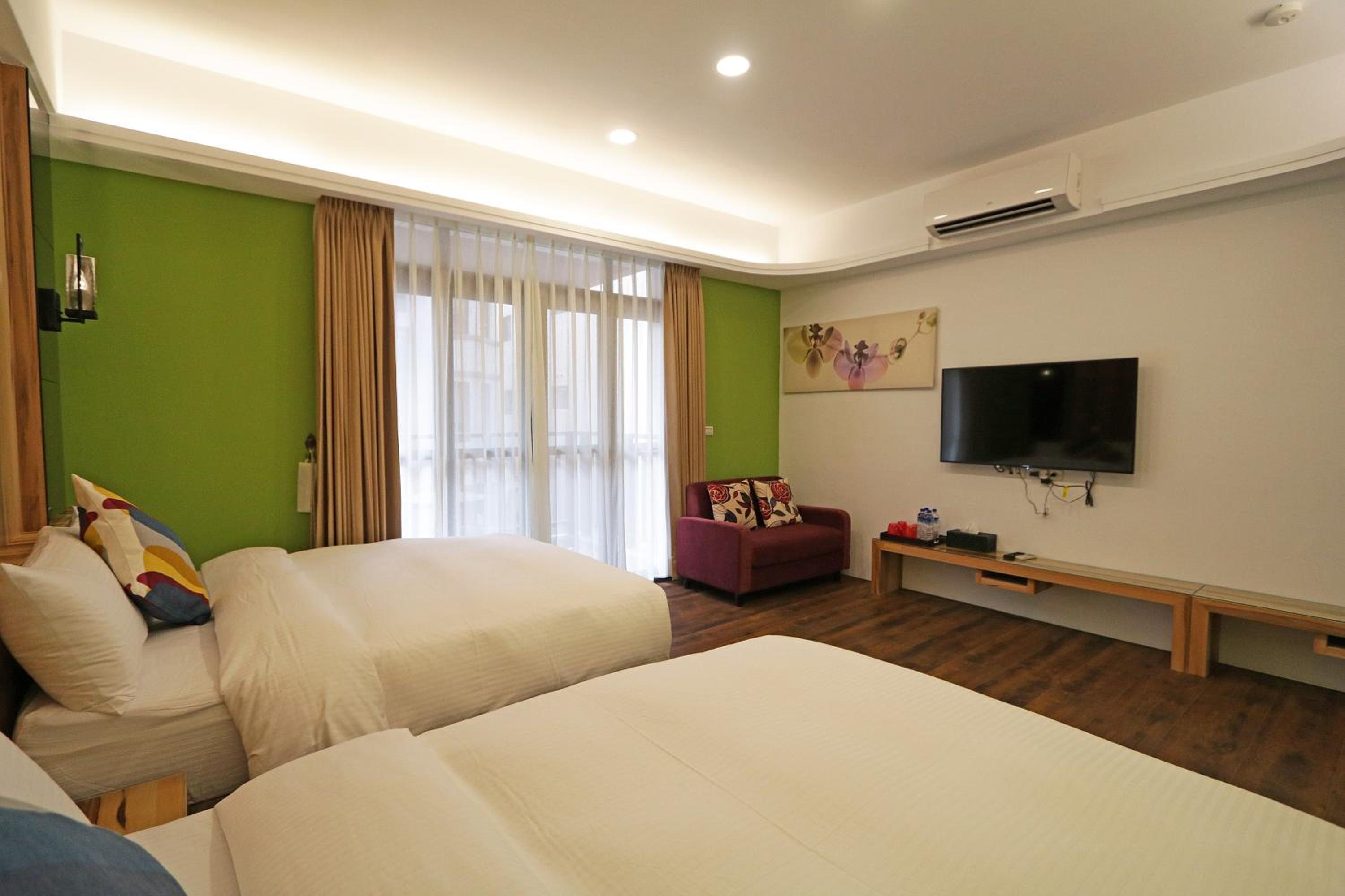 Luxury Quadruple Room photo 2