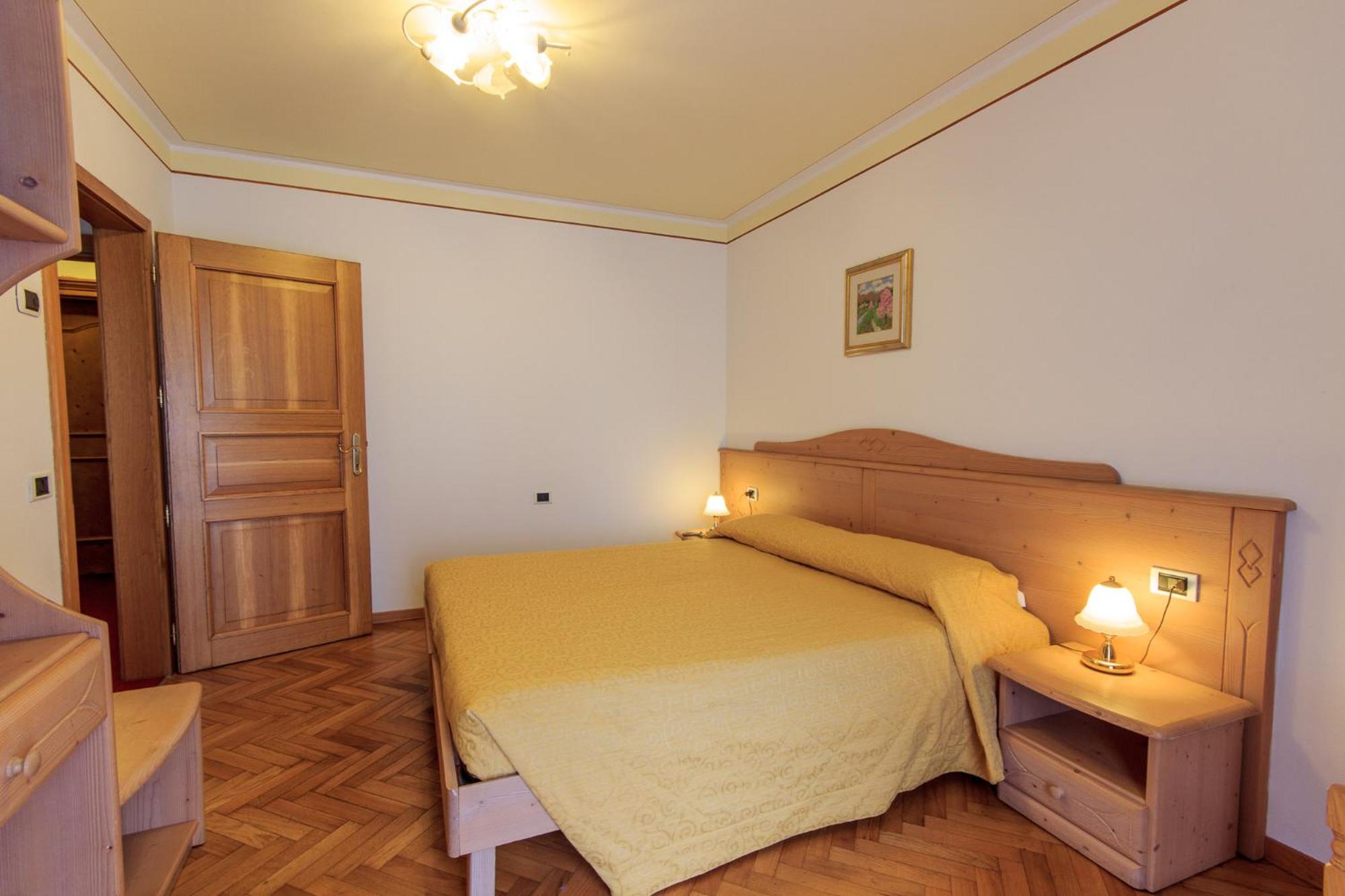 Superior Double or Twin Room photo 2