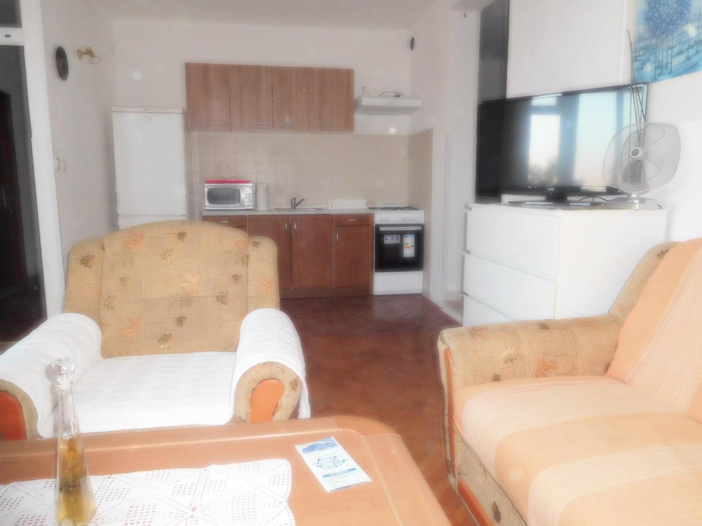 Single Room with Private Bathroom
