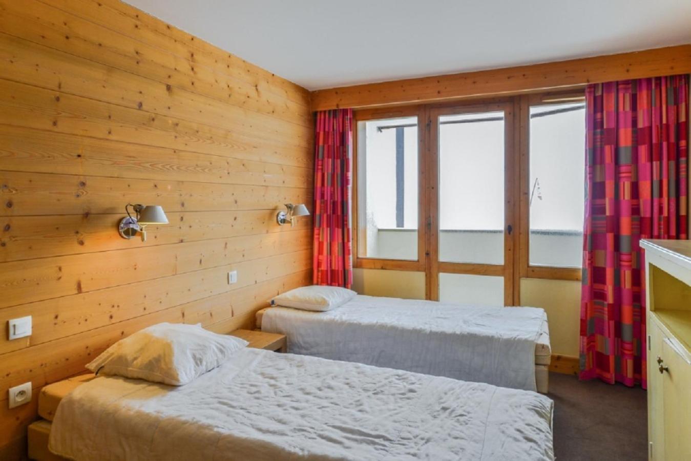 Select One-Bedroom Apartment (5 People) photo 3