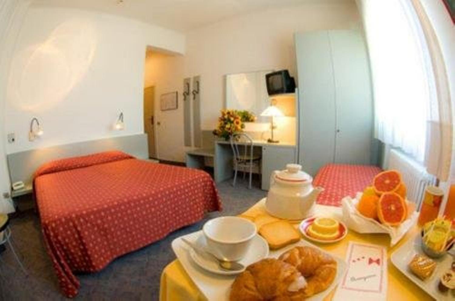 Triple Room - Photo 1