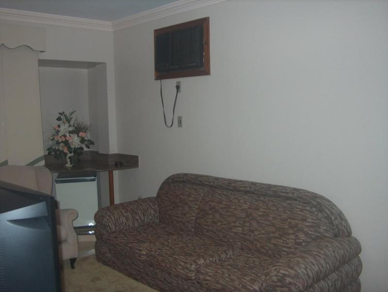 Deluxe Suite with Spa Bath photo 3