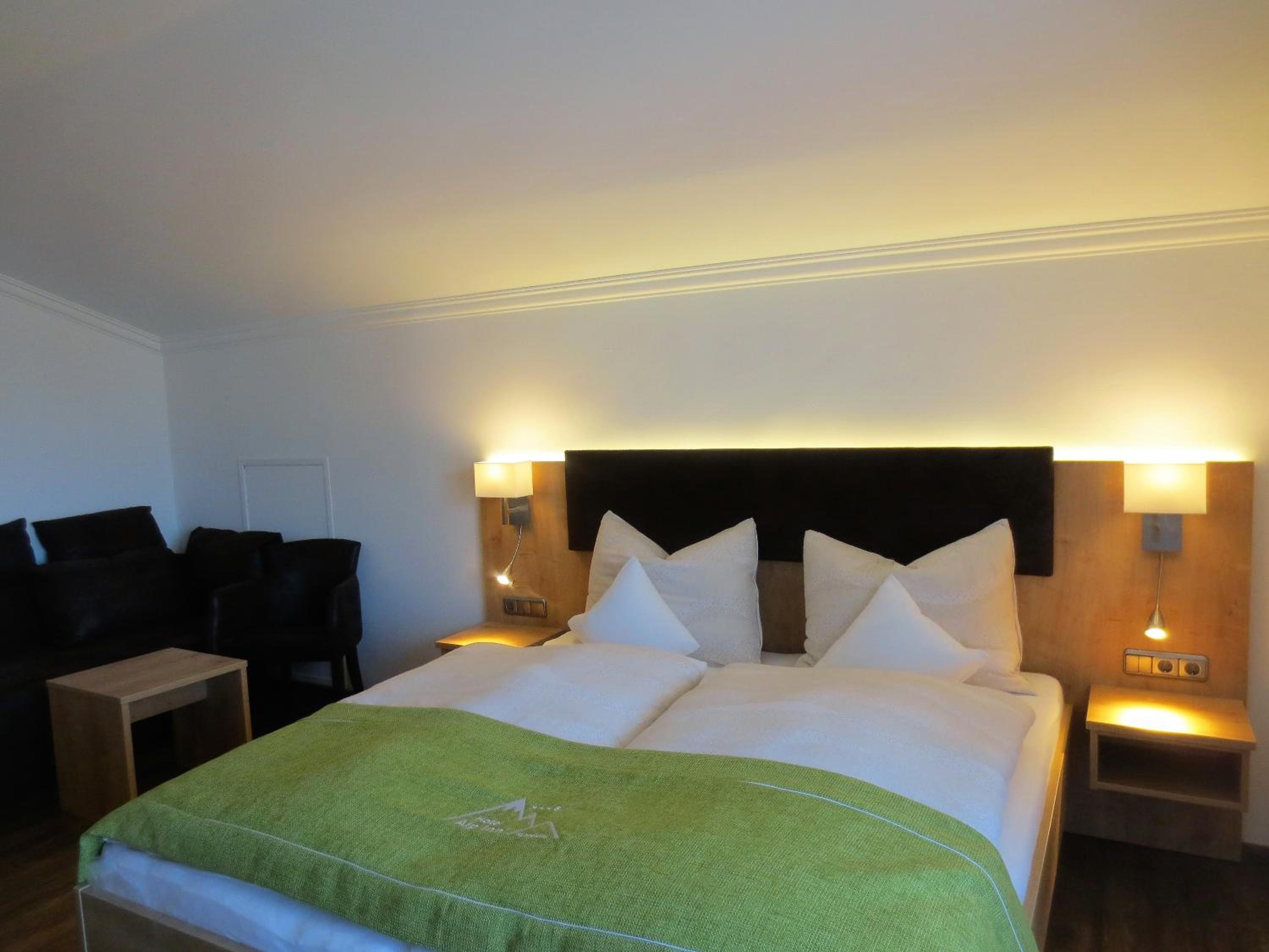 Superior Double Room - Photo 10