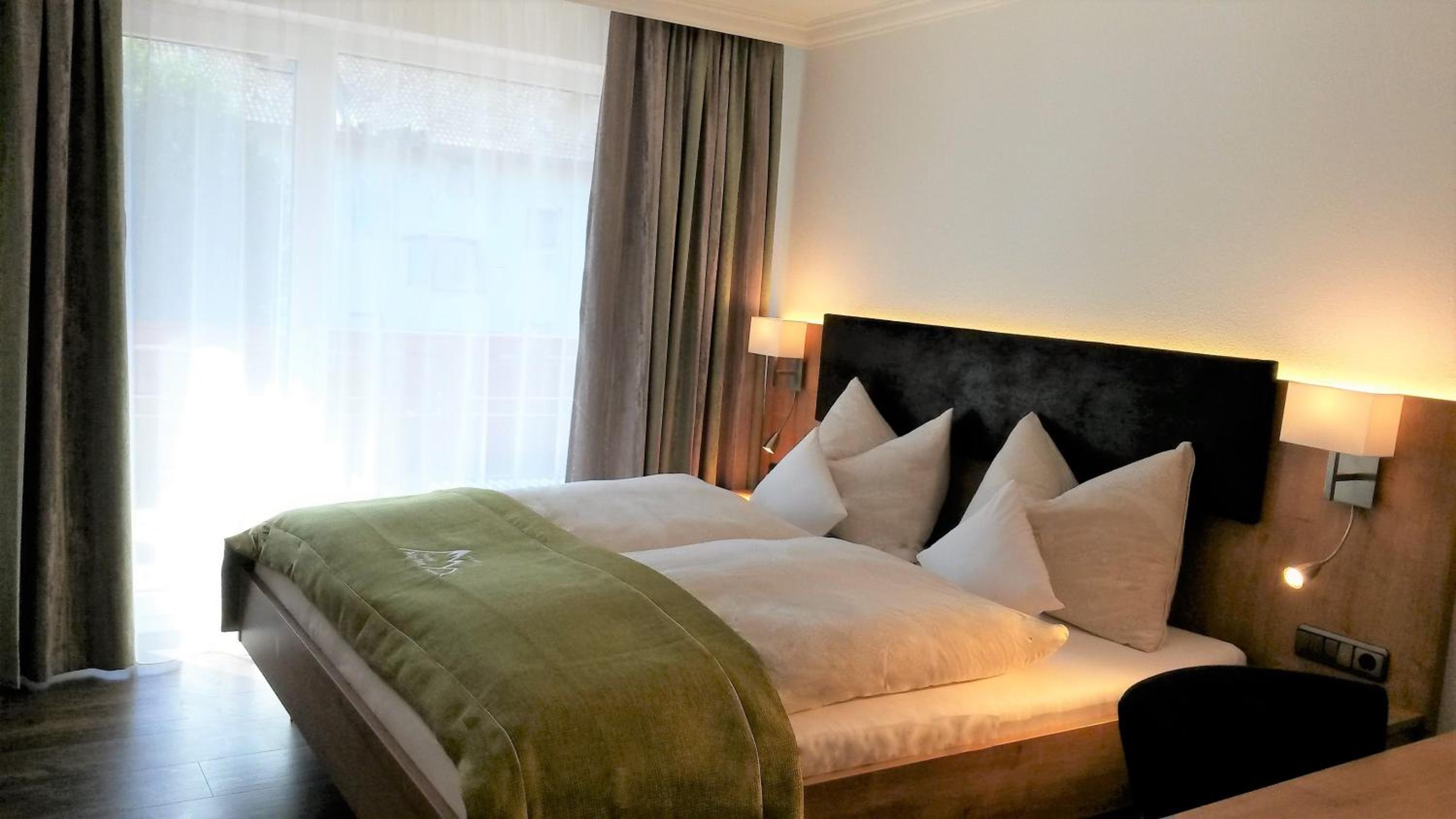 Double Room - Photo 2