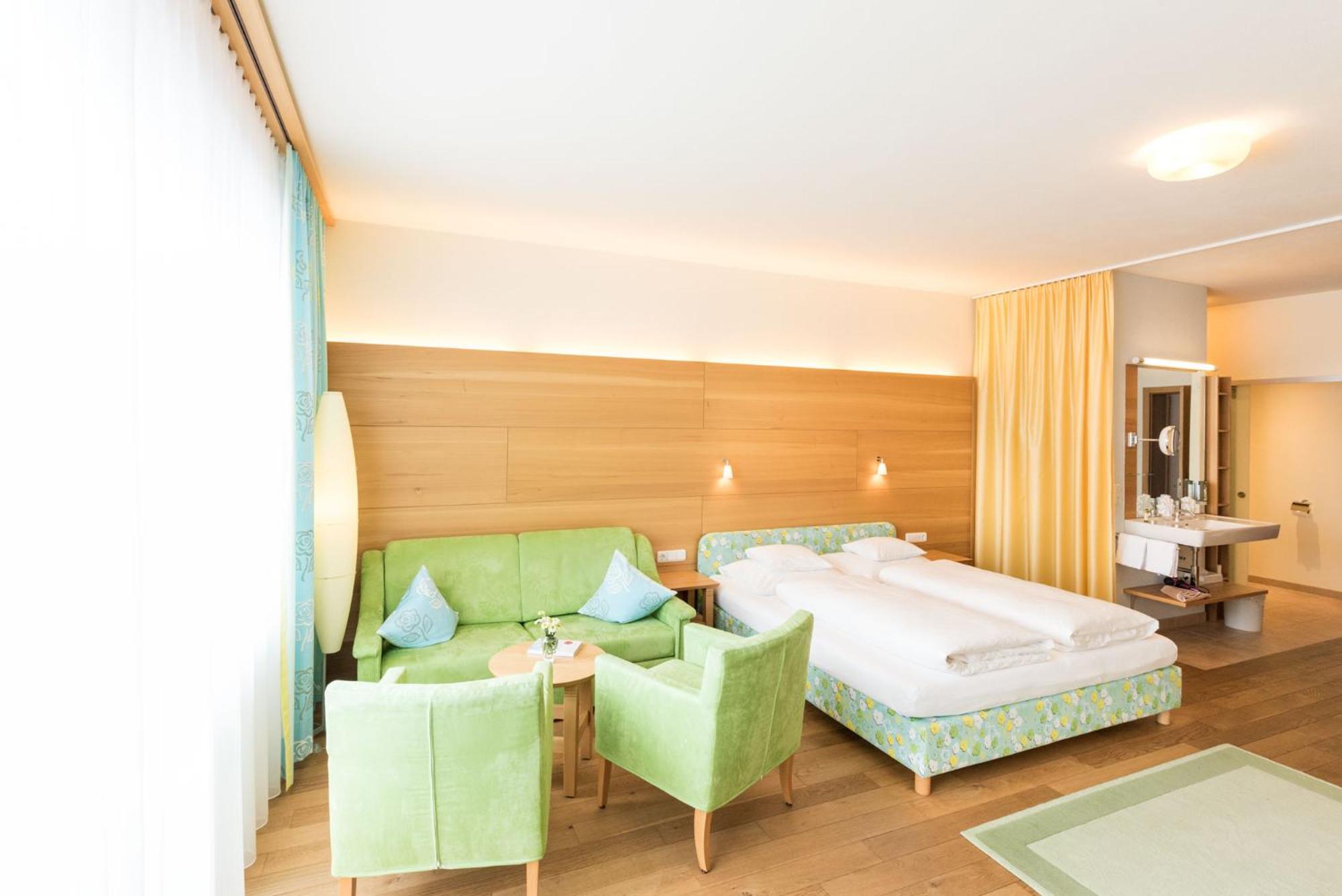 Suite with Sauna - Photo 3