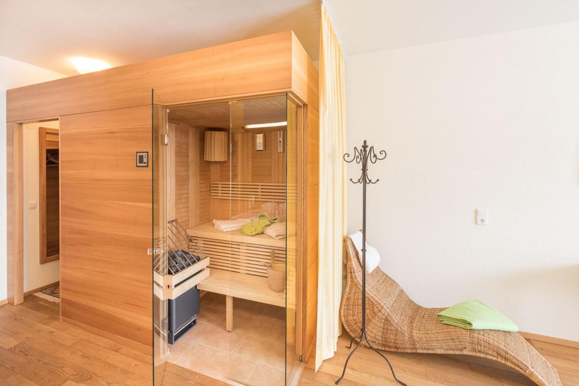 Suite with Sauna - Photo 5